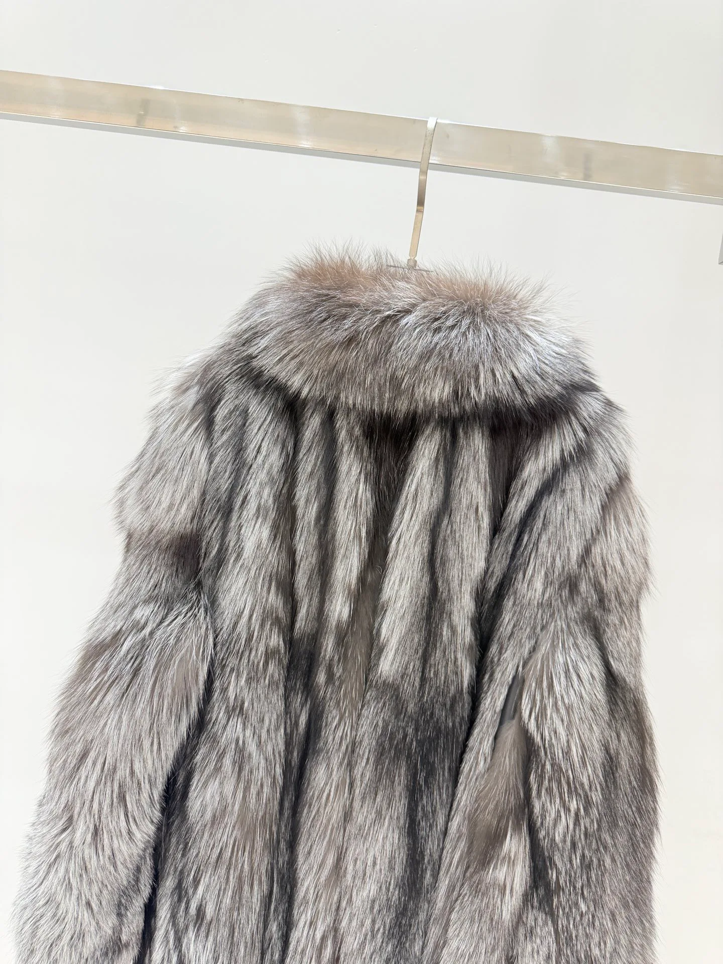 Women's Fur Coats FENDI 18343551