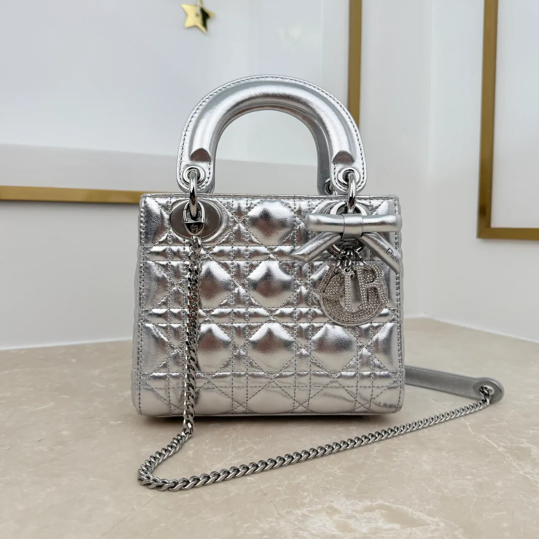 Women's Classic Handbags CHRISTIAN DIOR 18116223
