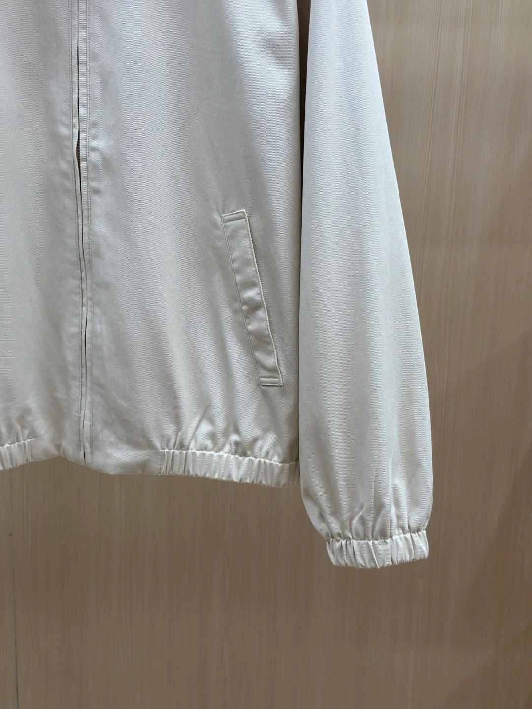 Куртки И Пуховики Мужские Louis Vuitton 18599276
