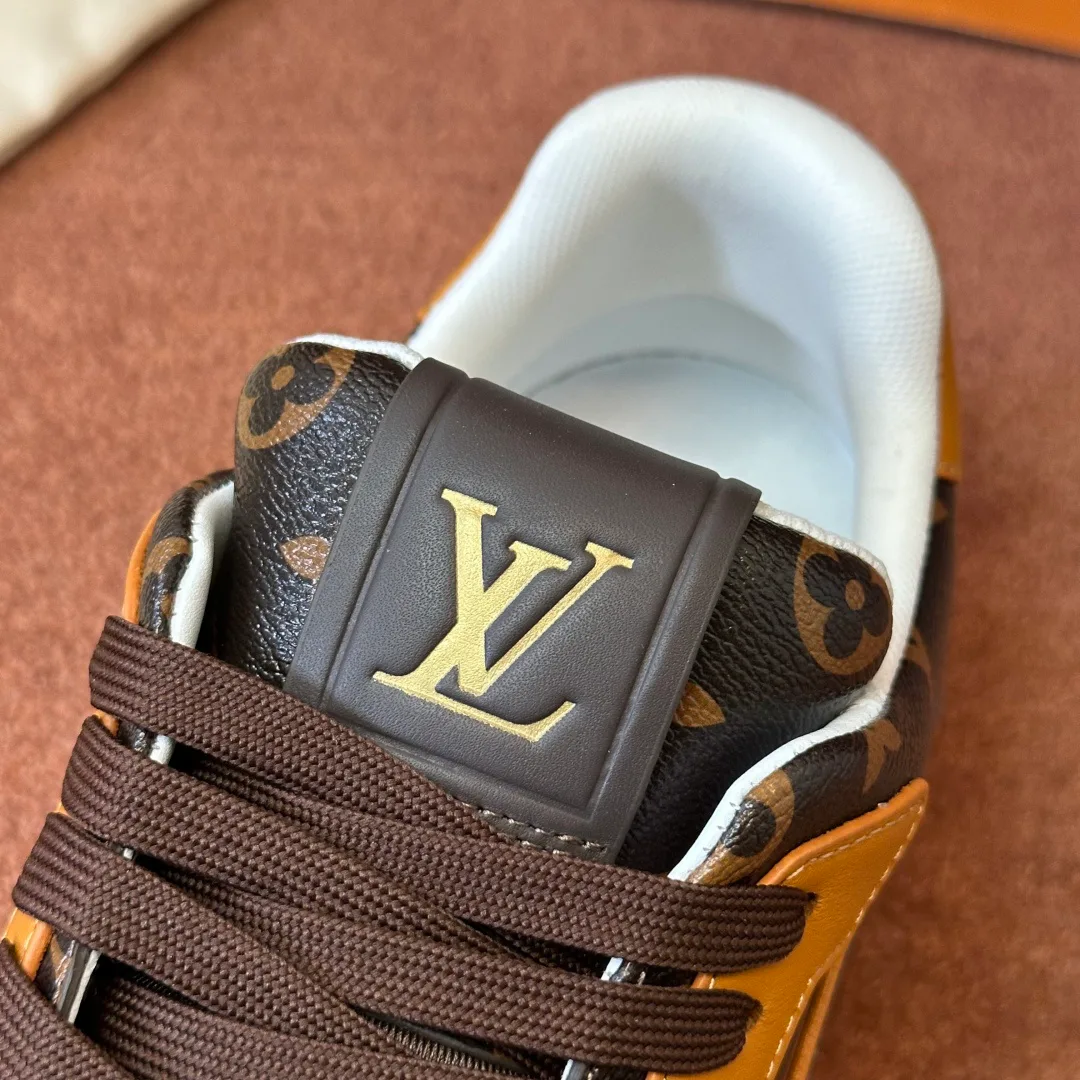 Кроссовки Мужские Louis Vuitton 18583698