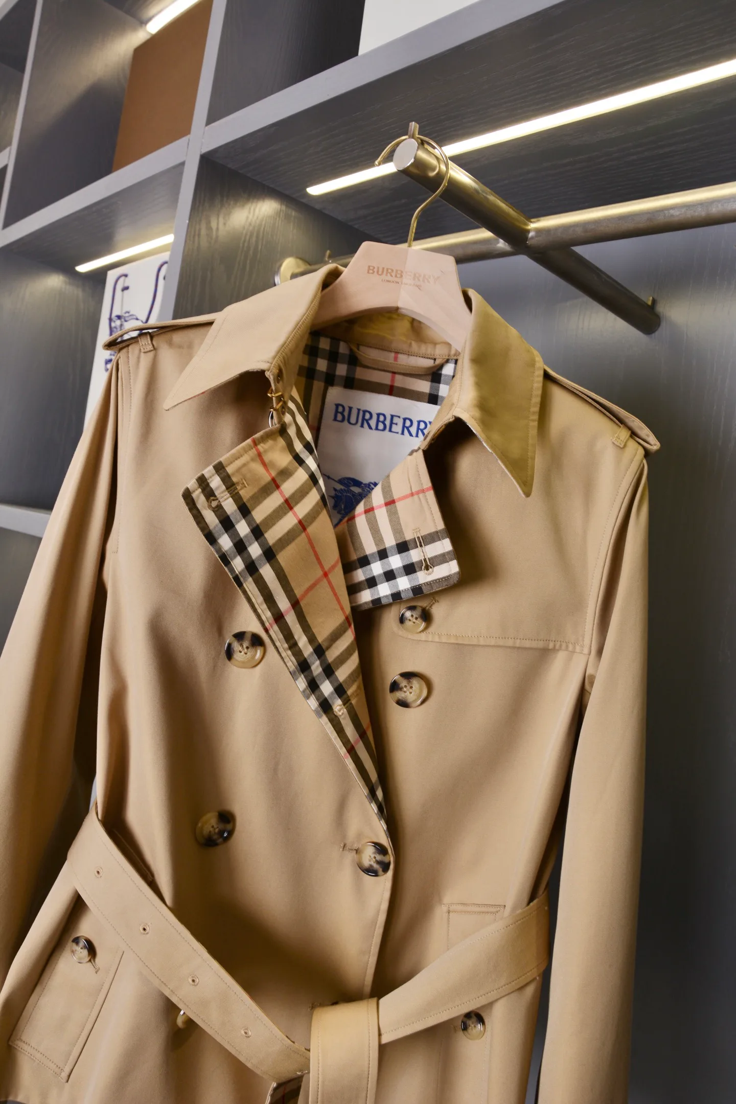 Women's Trench Coats BURBERRY 18512846