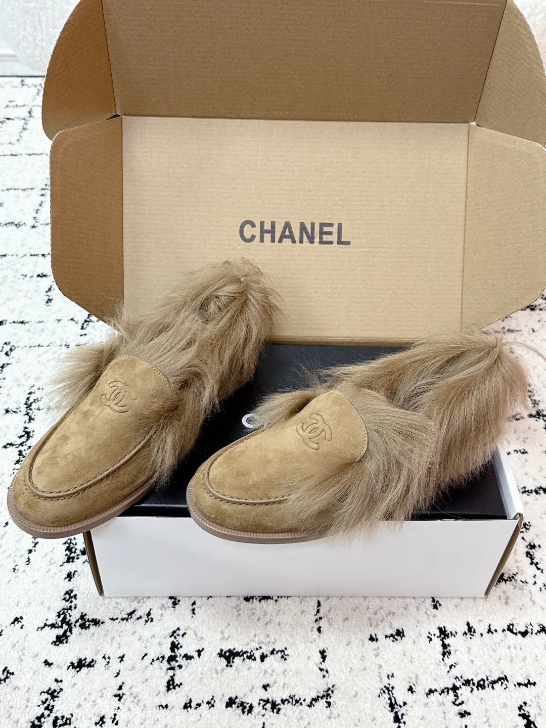 Women's Loafers And Moccasins CHANEL 18406705