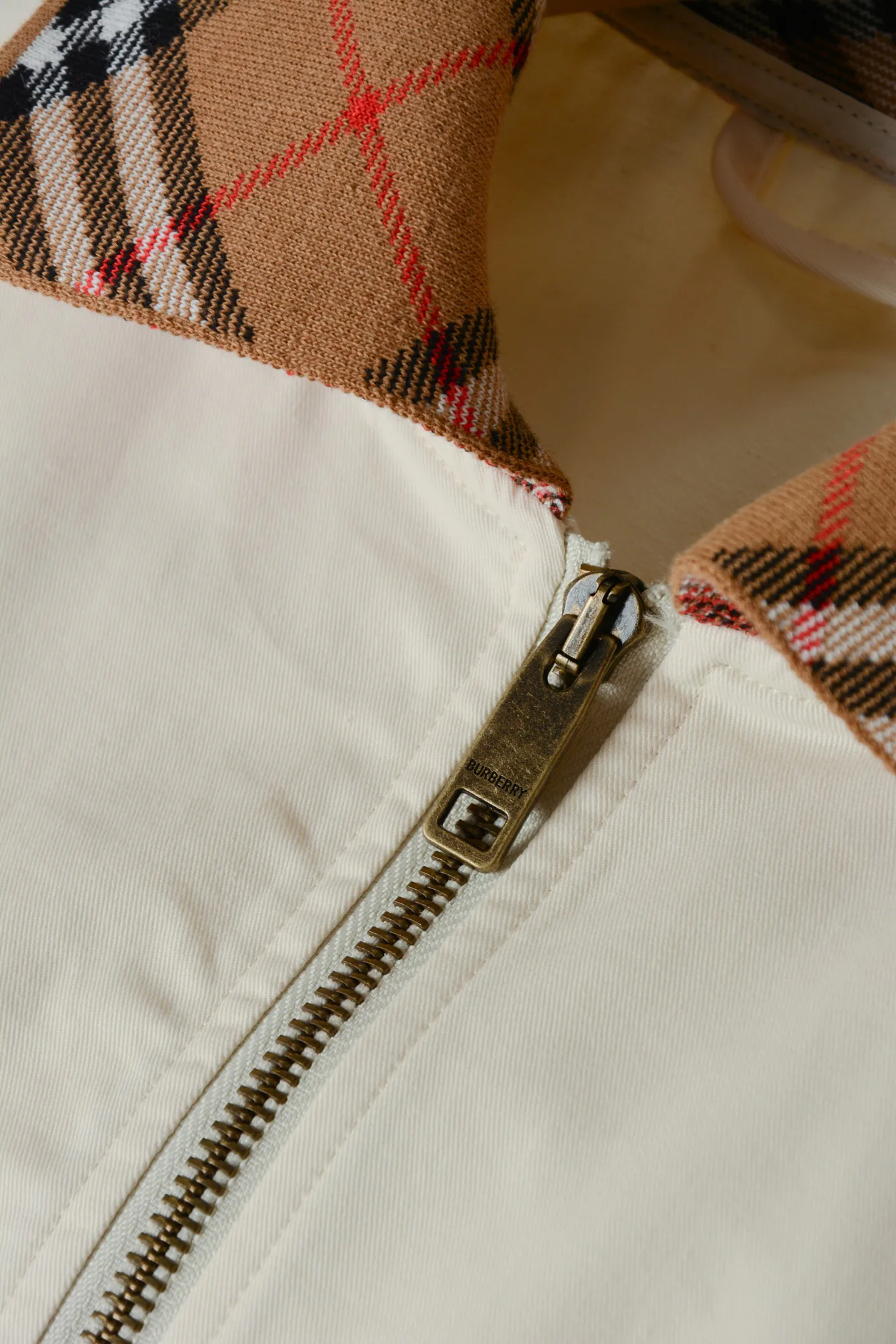 Women's Jackets And Down Jackets BURBERRY 18386470