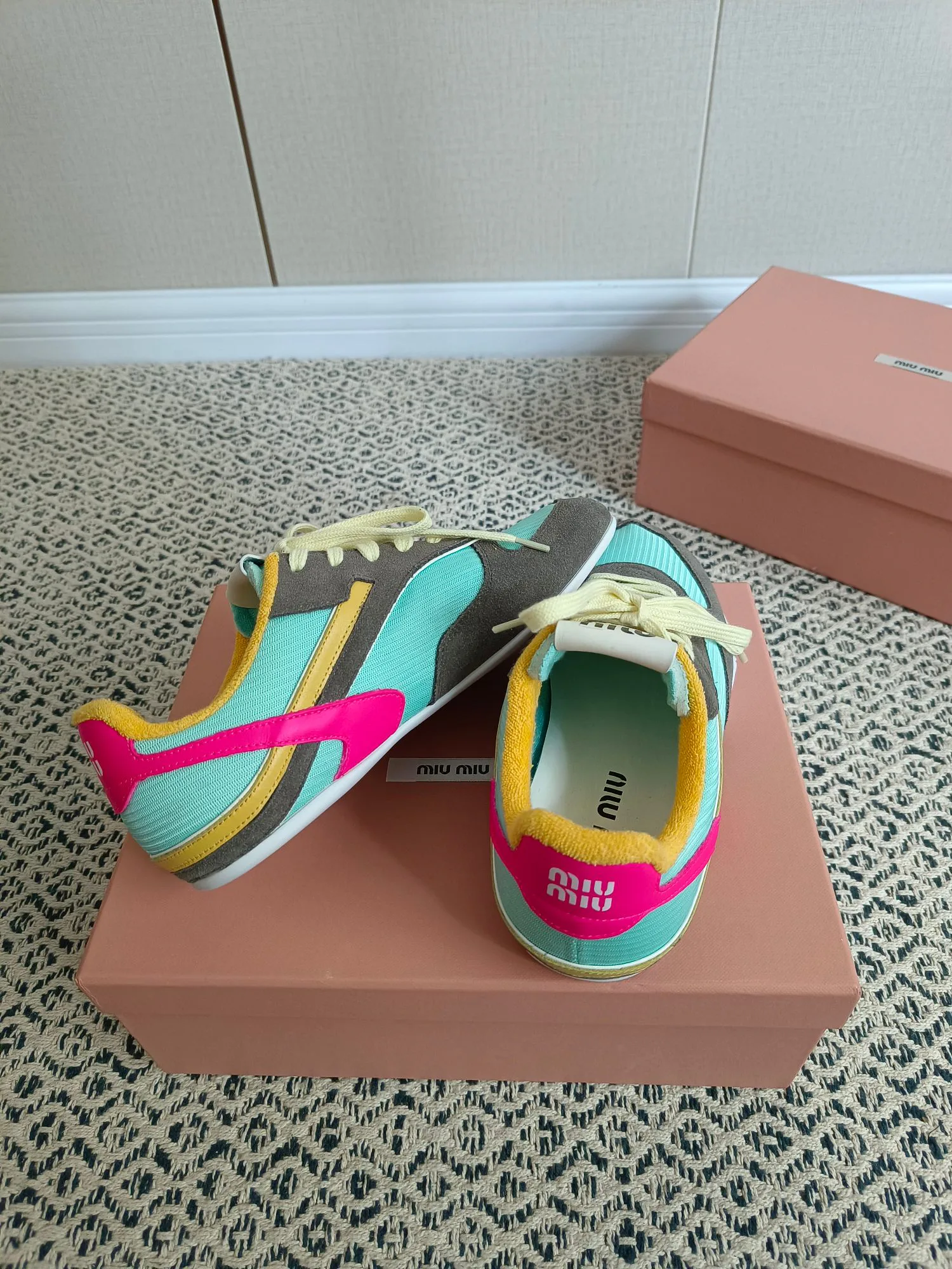 Women's Sneakers MIU MIU 18273942