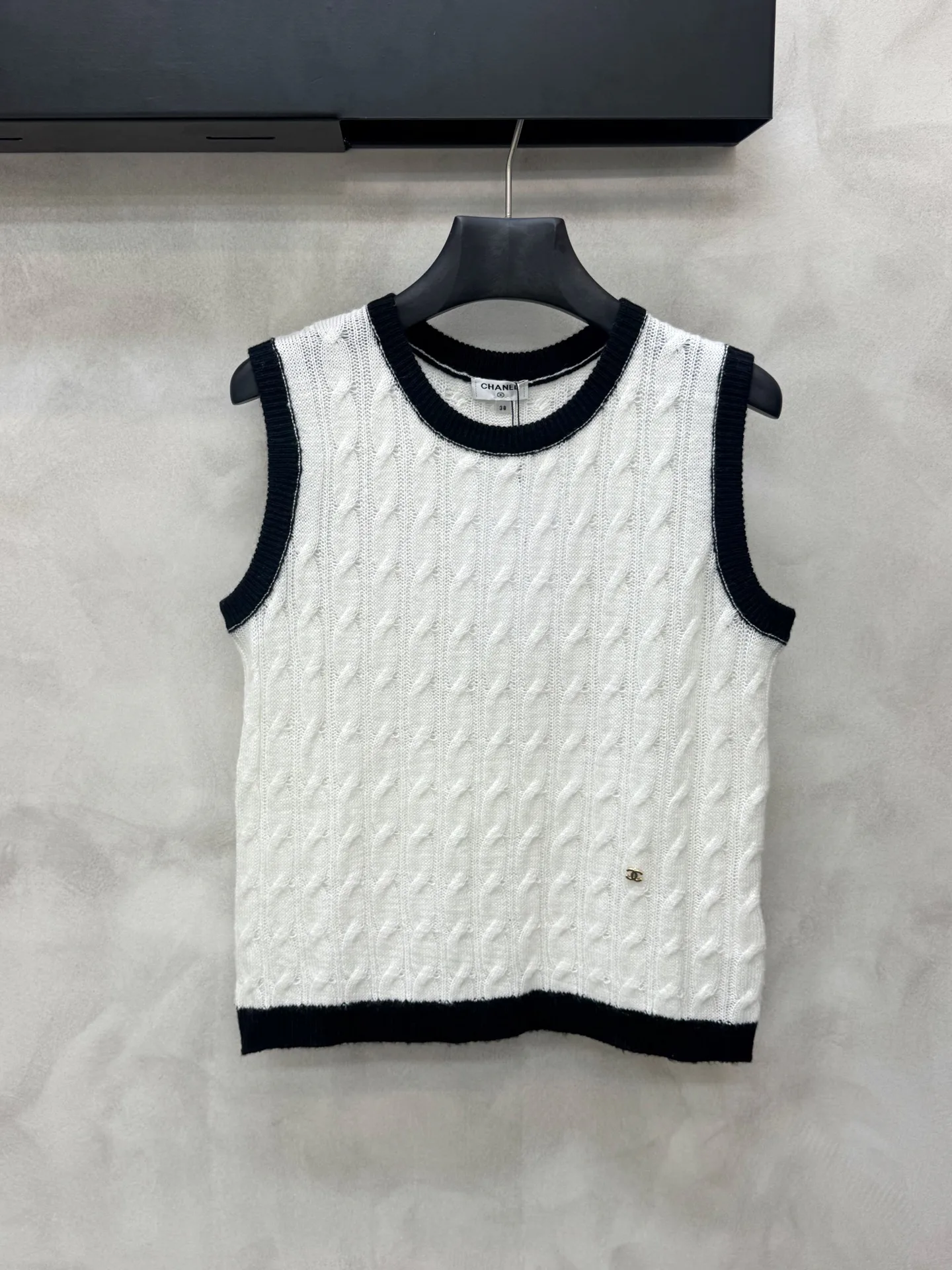 Women's Vests CHANEL 18138283