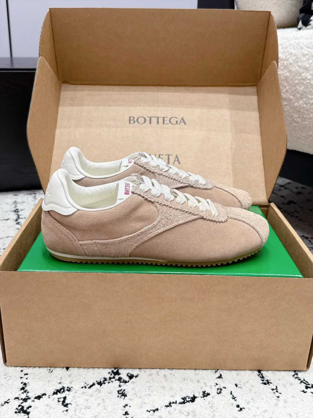 Women's Sneakers BOTTEGA VENETA 18125097