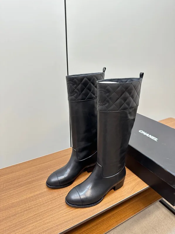 Women's Boots CHANEL 18198241