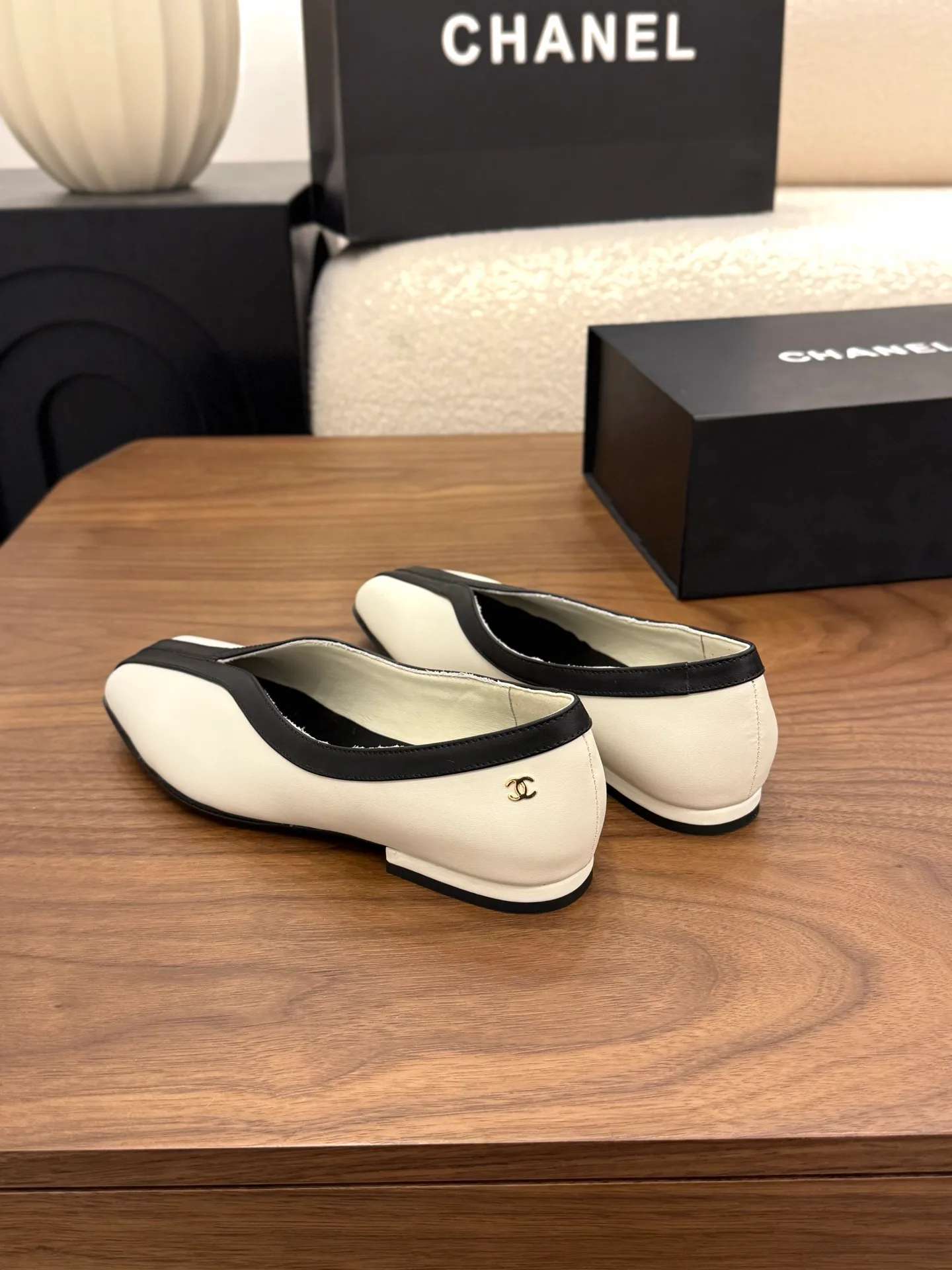 Women's Ballet Flats CHANEL 18034474