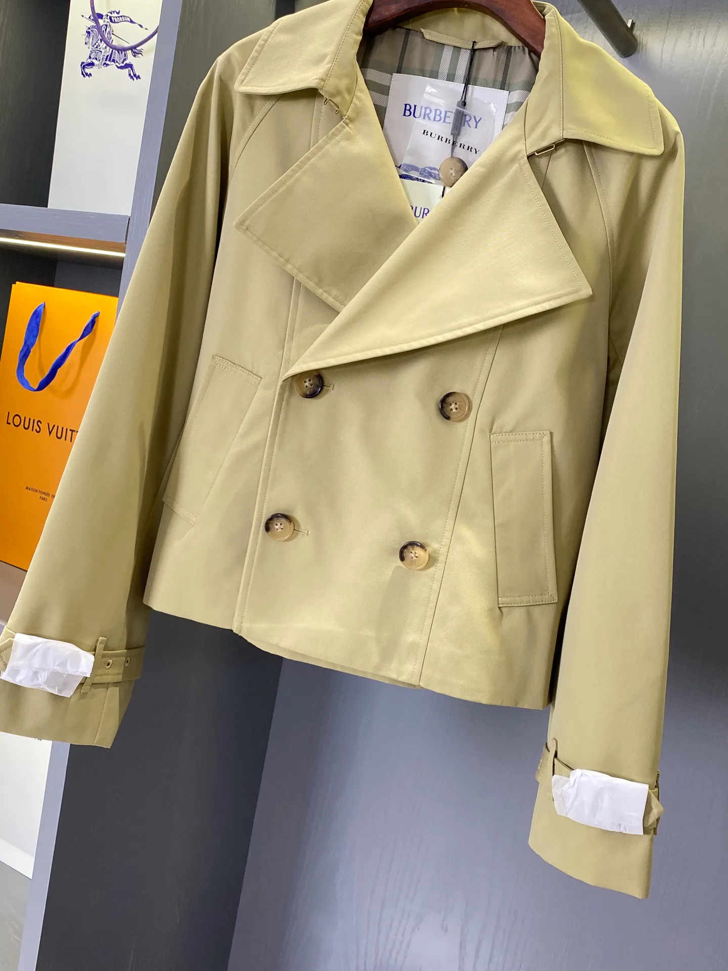 Women's Trench Coats BURBERRY 18016163