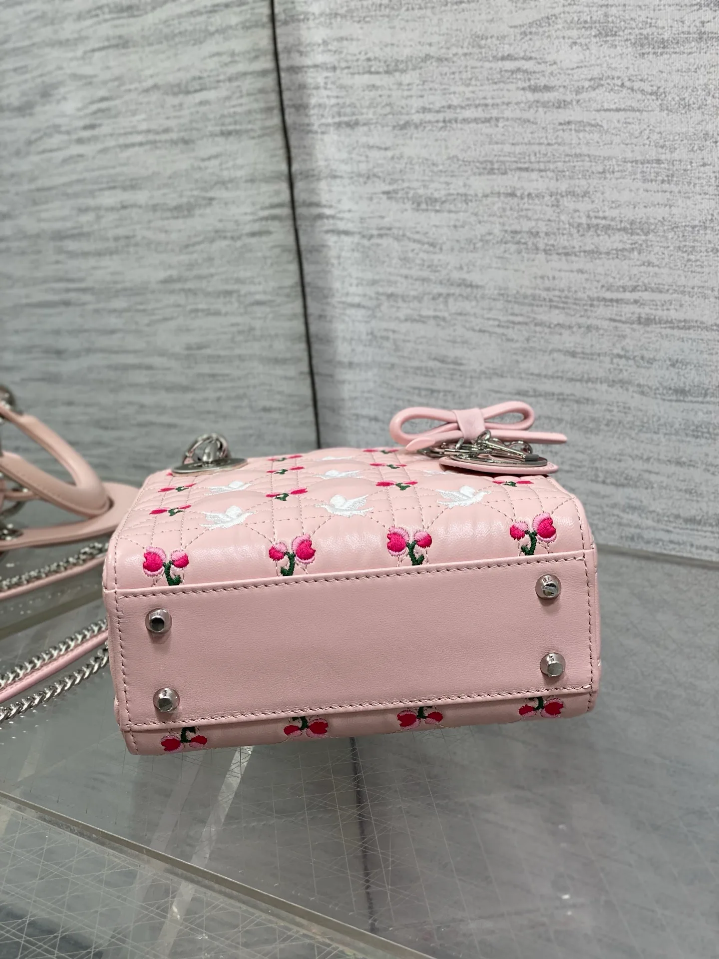 Women's Classic Handbags CHRISTIAN DIOR 17601340