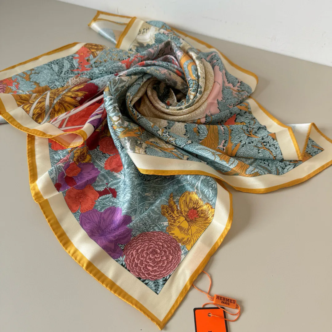 Silk Scarves HERMES 17498379