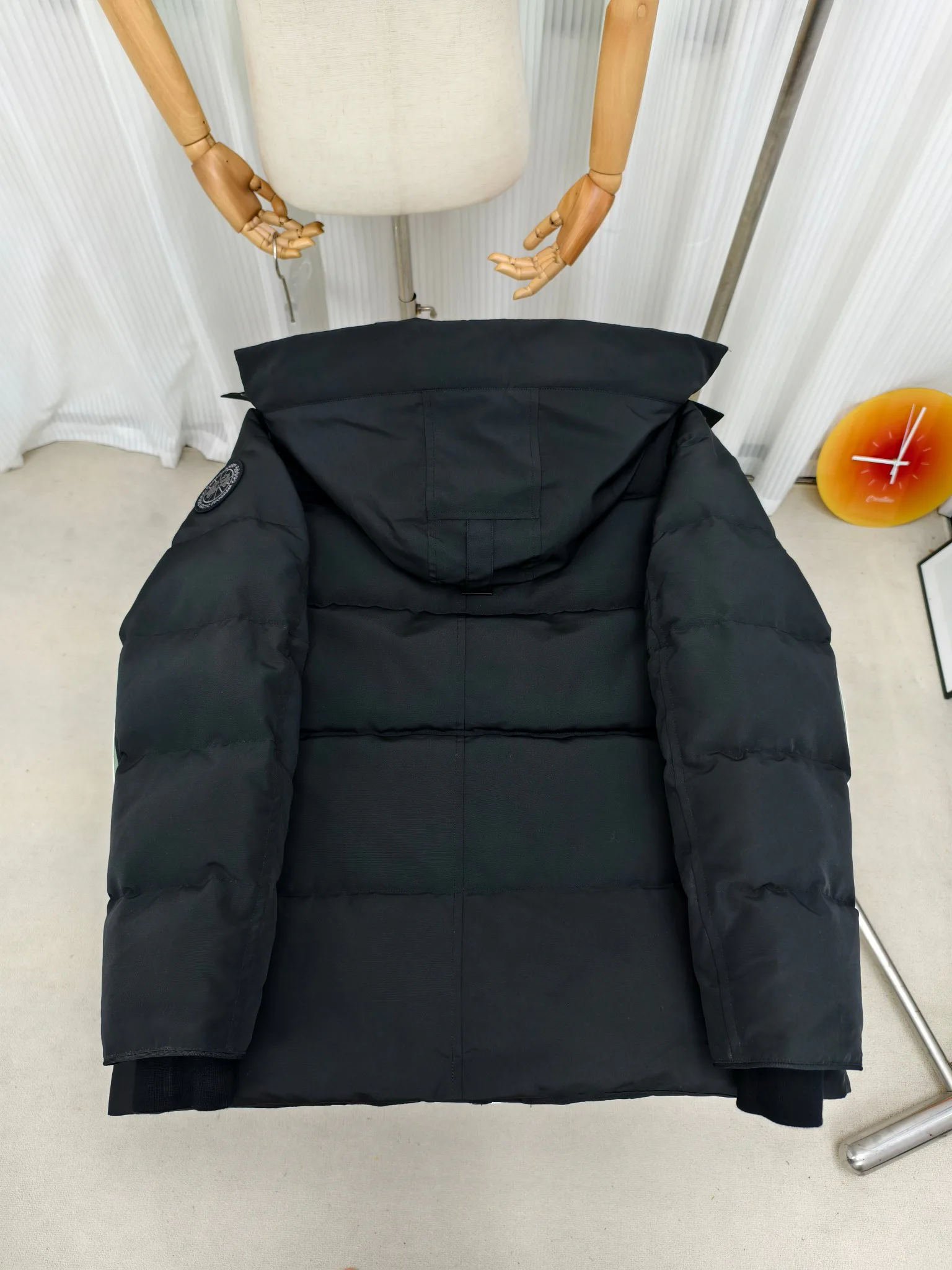 Куртки И Пуховики Мужские Canada Goose 18684530