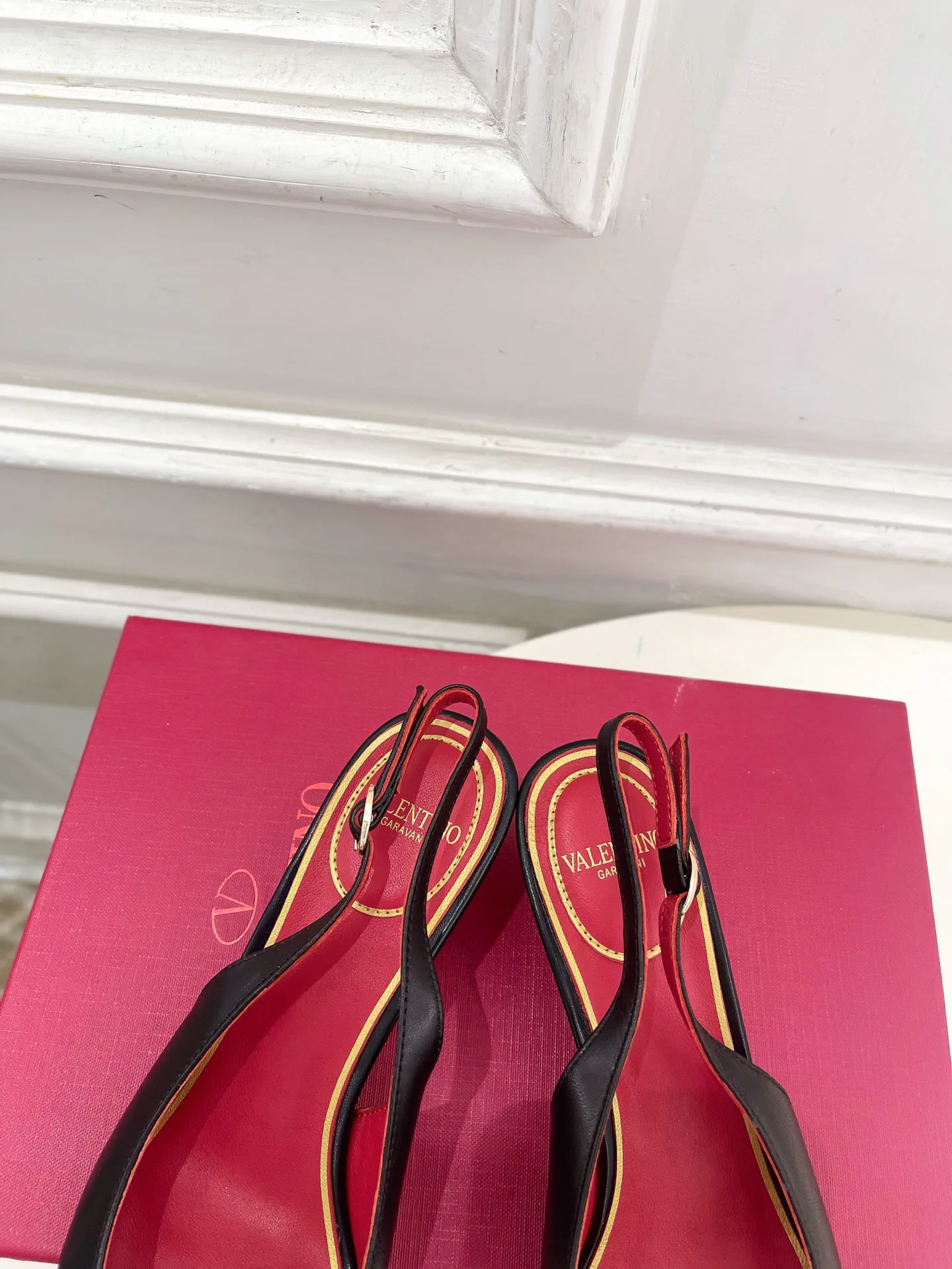 Women's Open-Toe Sandals VALENTINO 17482673