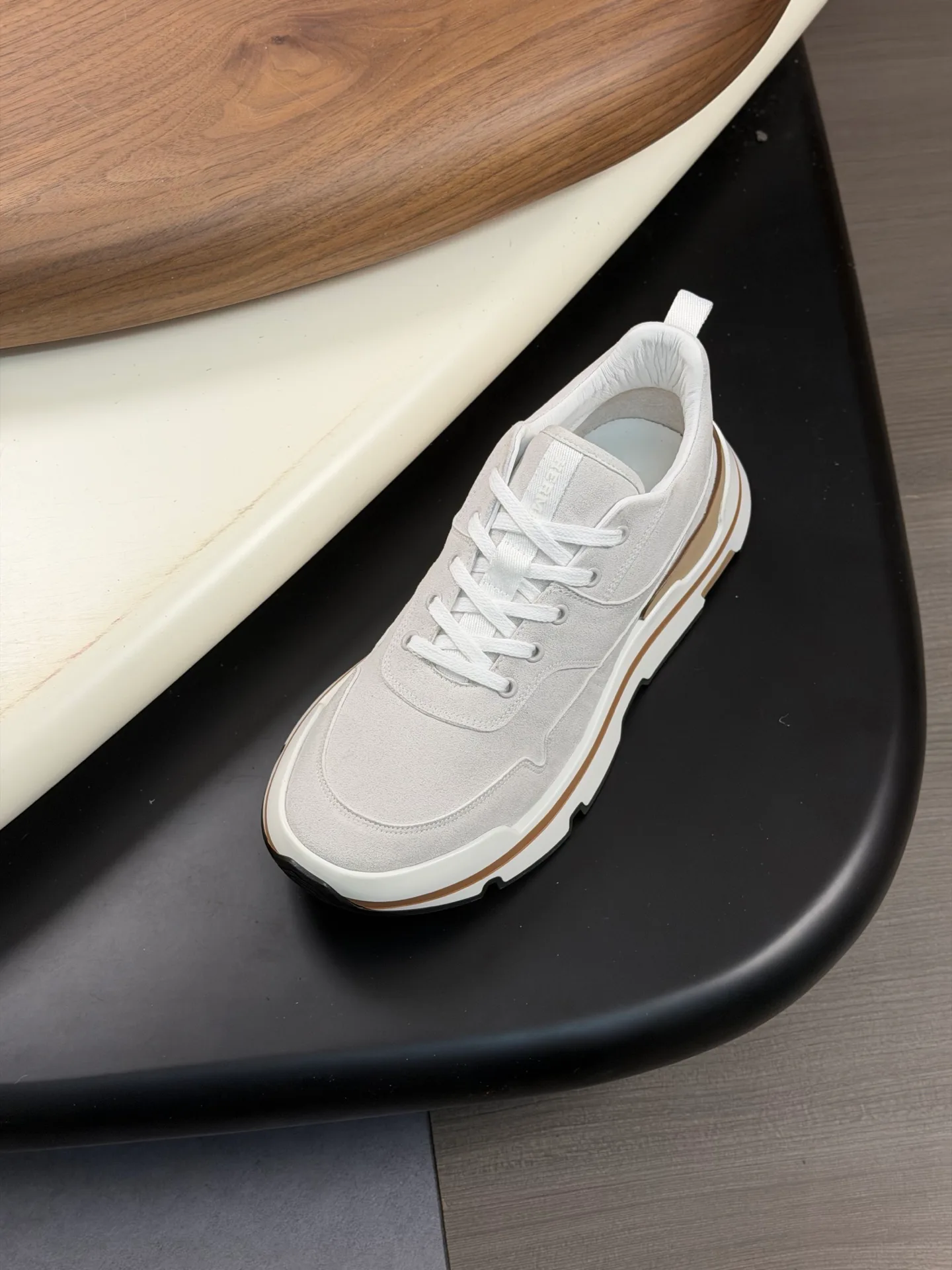 Men's Sneakers HERMES 18116575