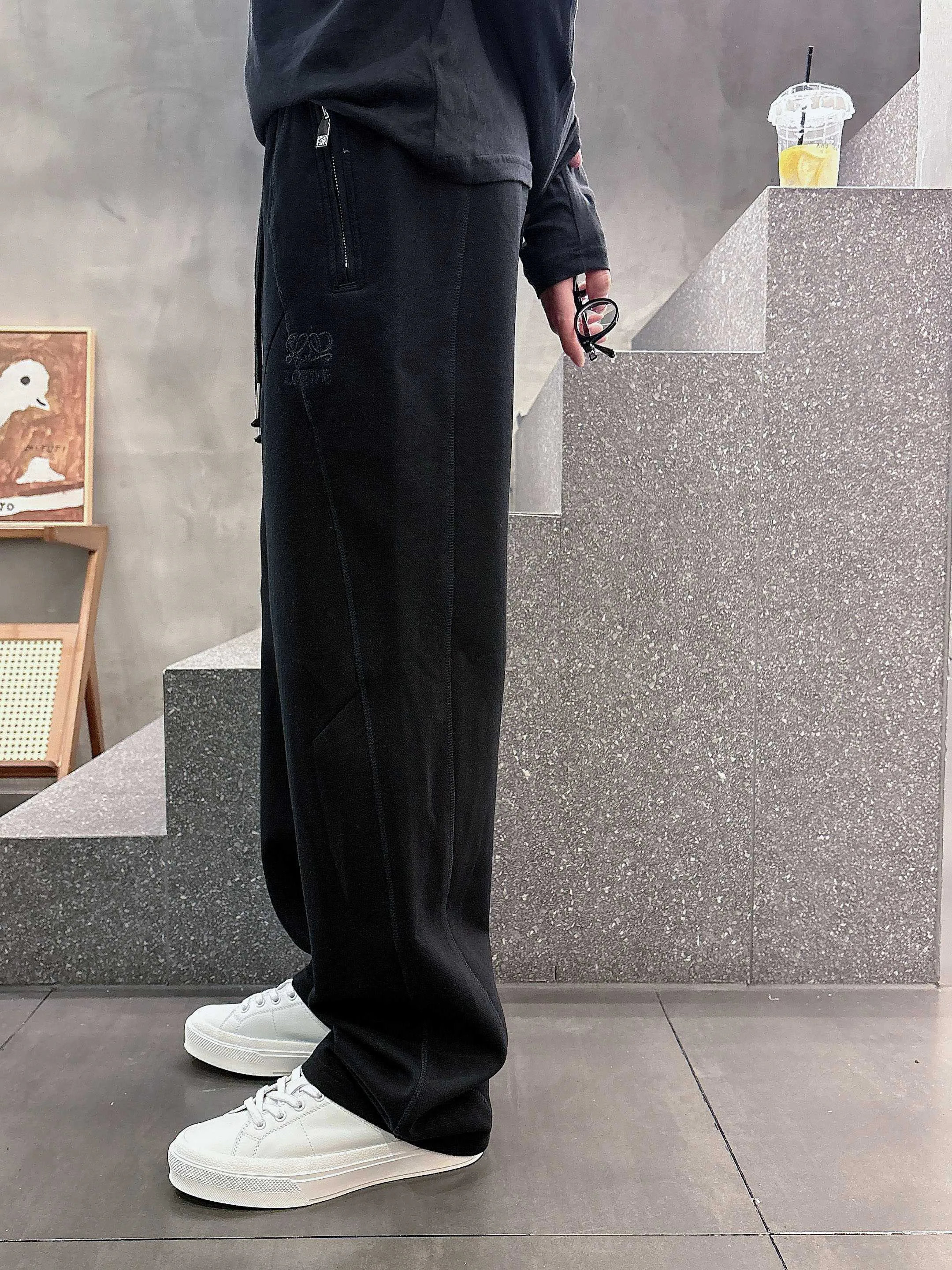 Men's Trousers LOEWE 18368684