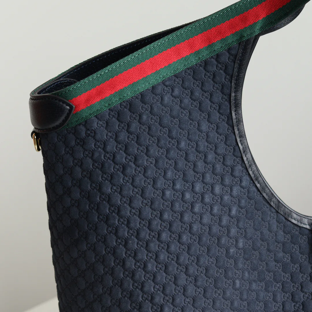 Women's Classic Handbags GUCCI 18262409
