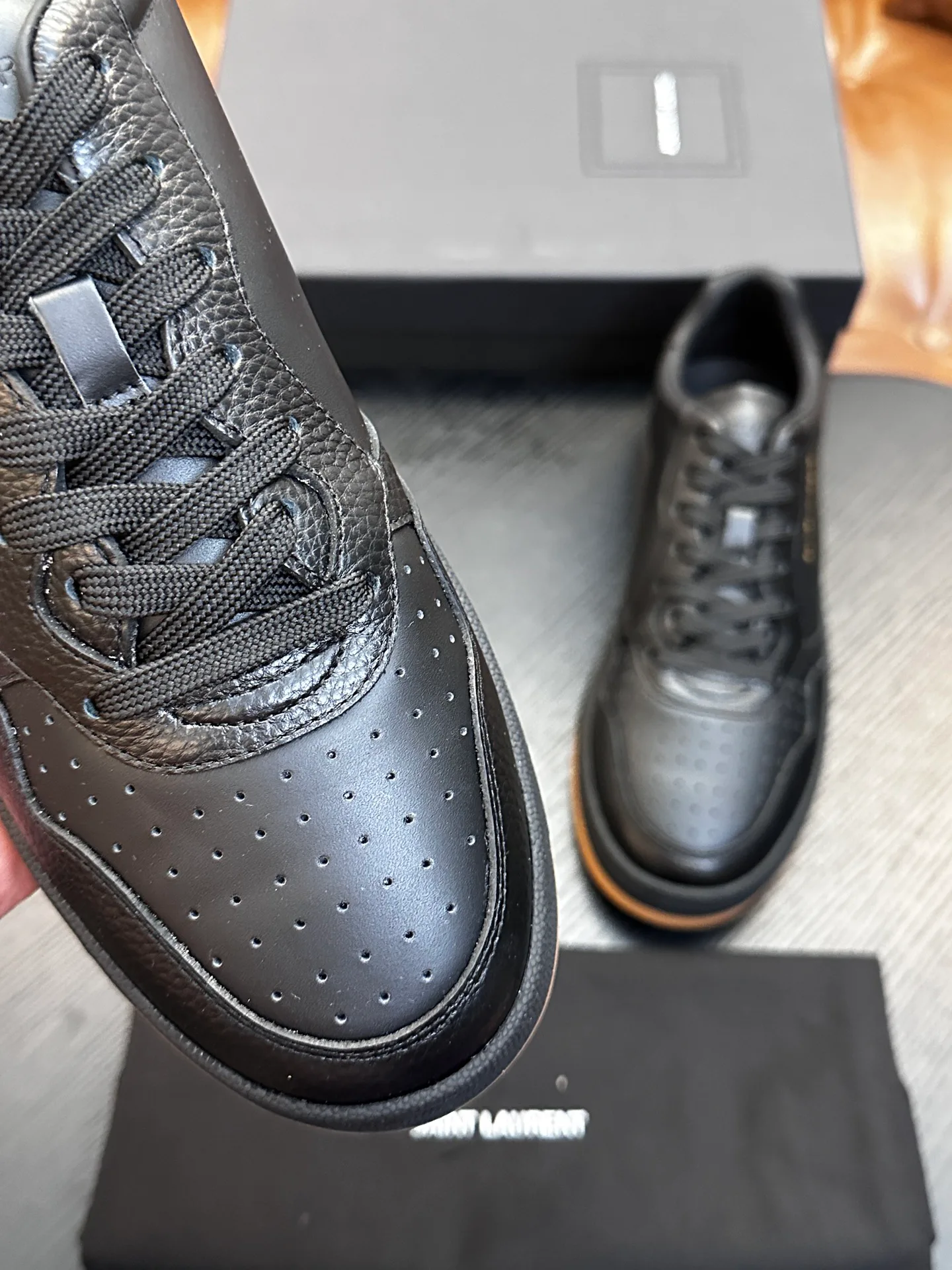 Men's Sneakers SAINT LAURENT 17733039
