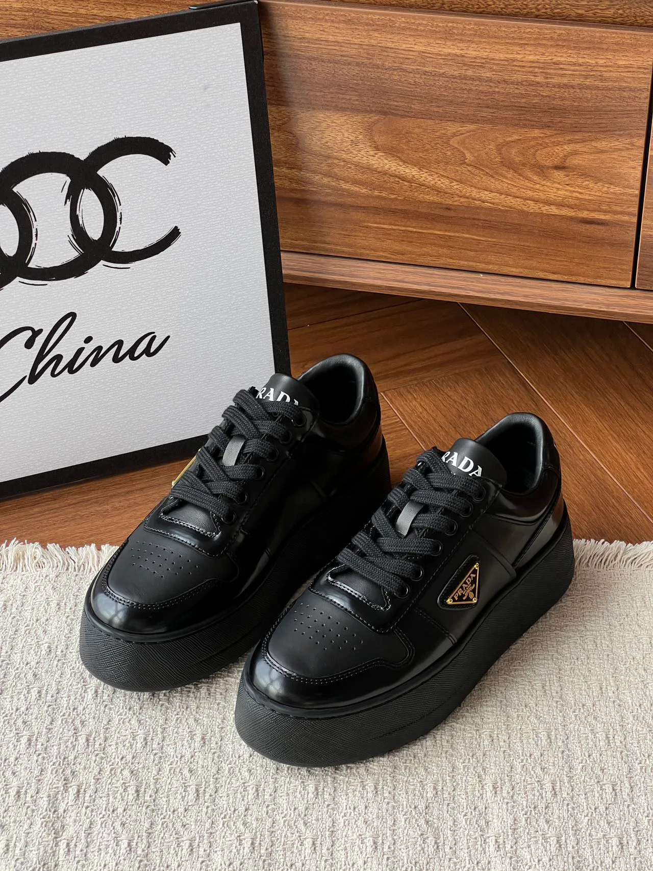 Women's Sneakers PRADA 18170786