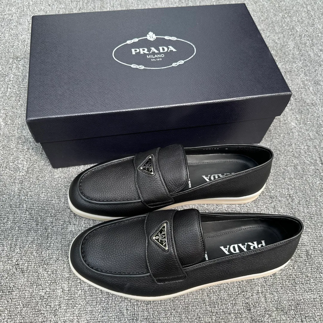 Men's Loafers And Dress Shoes PRADA 18076296