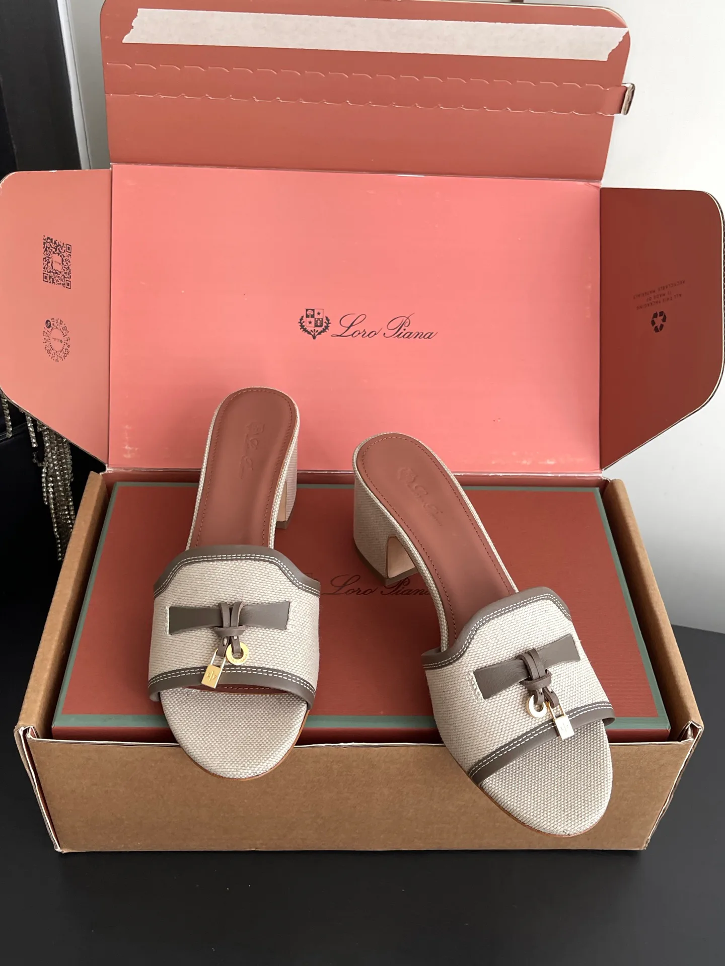 Women's Open-Toe Sandals LORO PIANA 17554398