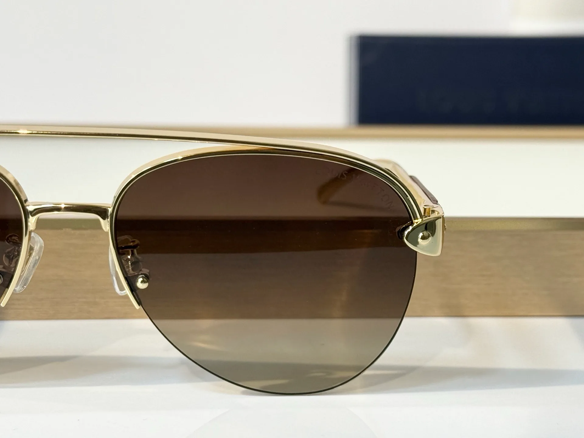 Glasses LOUIS VUITTON 18453226