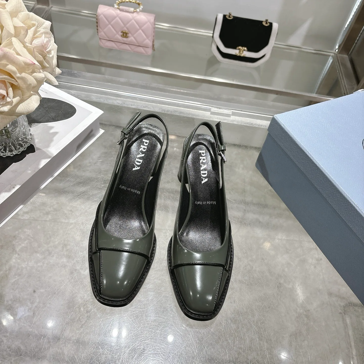 Women's Open-Toe Sandals PRADA 18104779