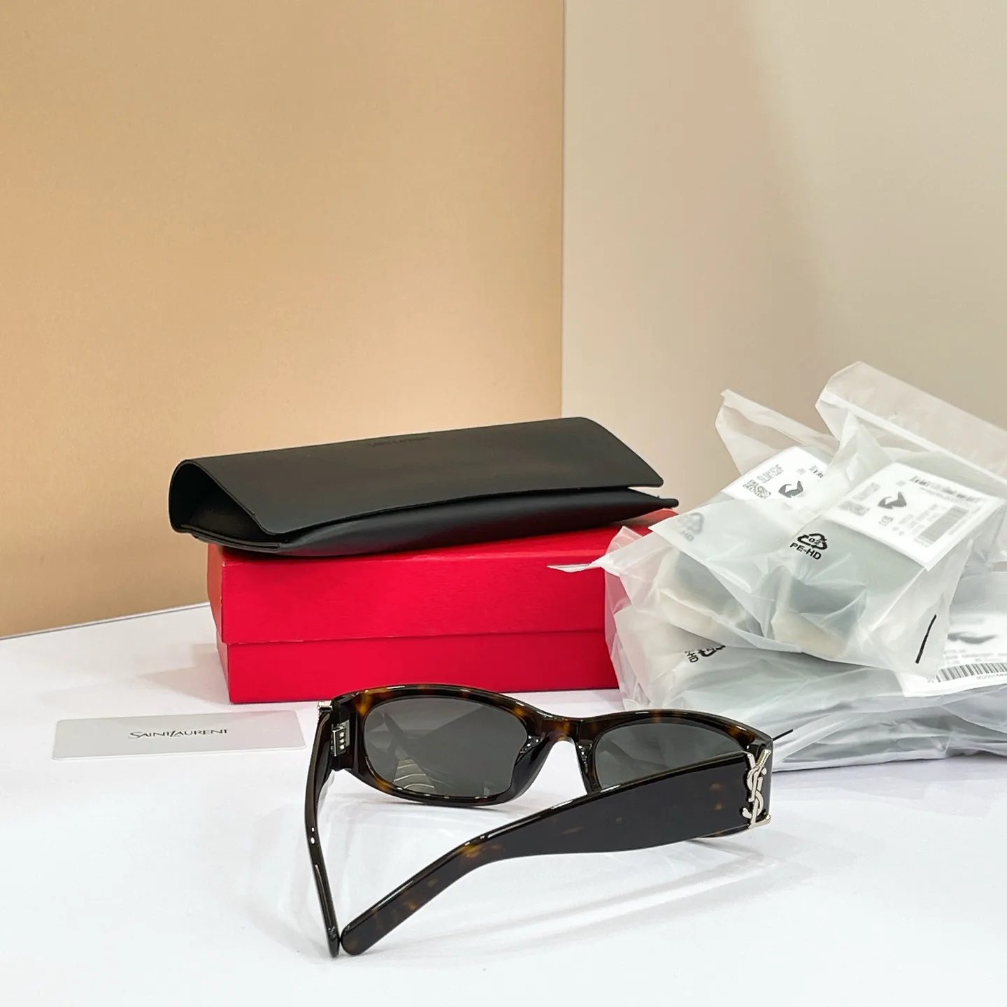 Glasses SAINT LAURENT 17253100