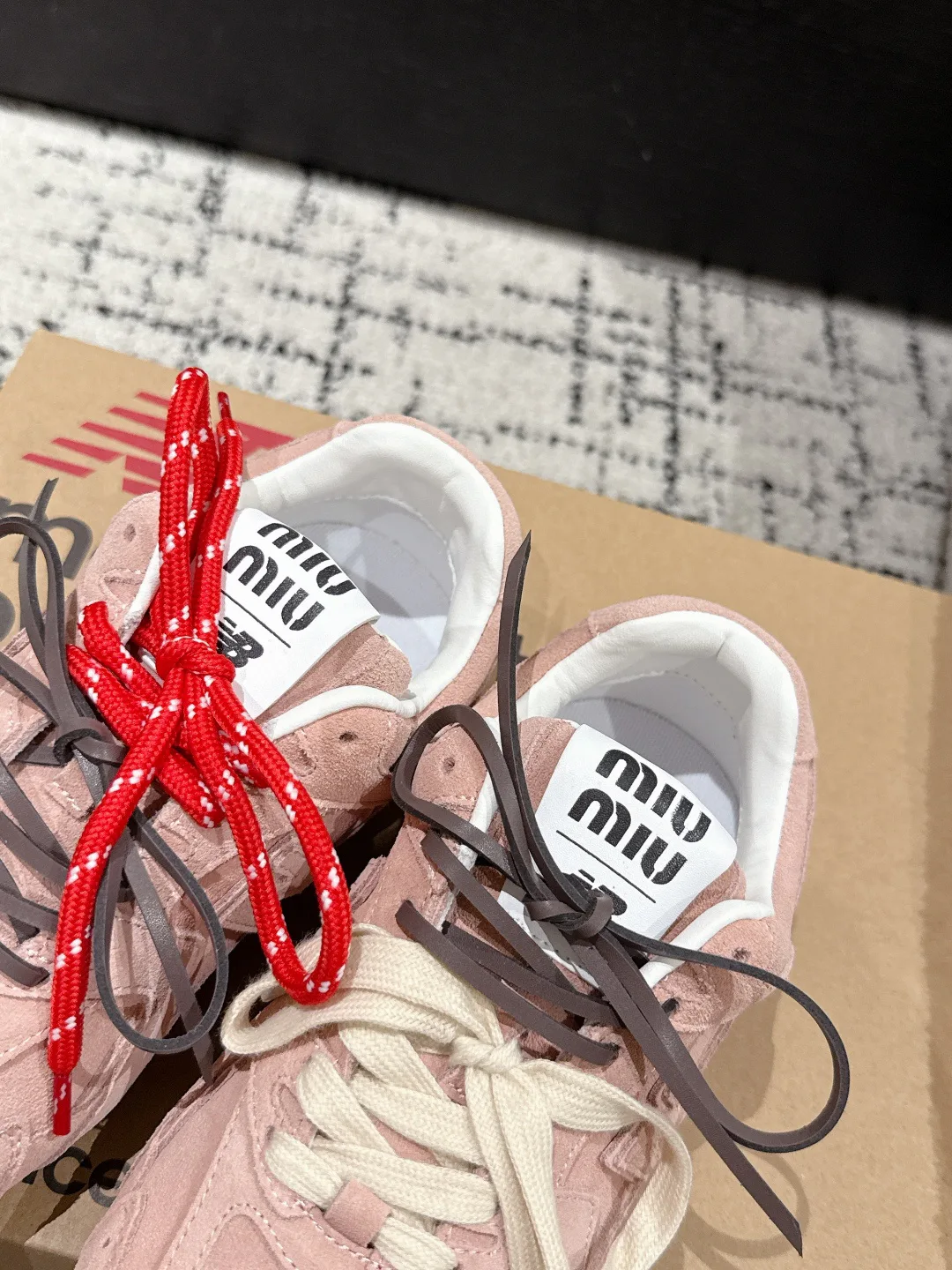 Women's Sneakers MIU MIU 18409630