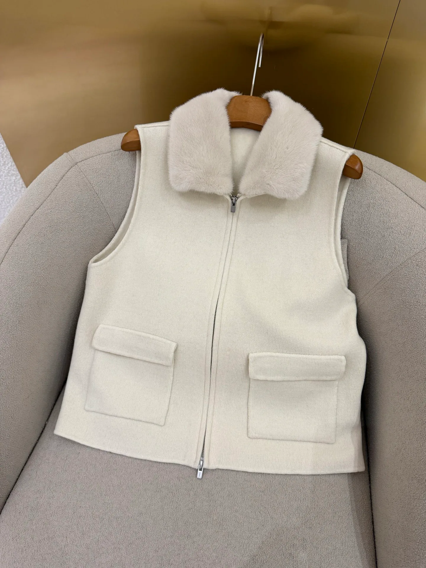 Women's Vests LORO PIANA 18513128