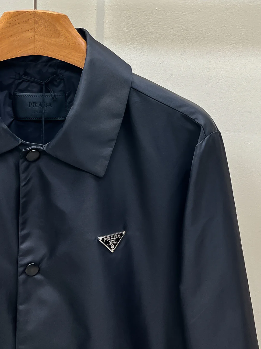 Men's Jackets And Down Jackets PRADA 18499116