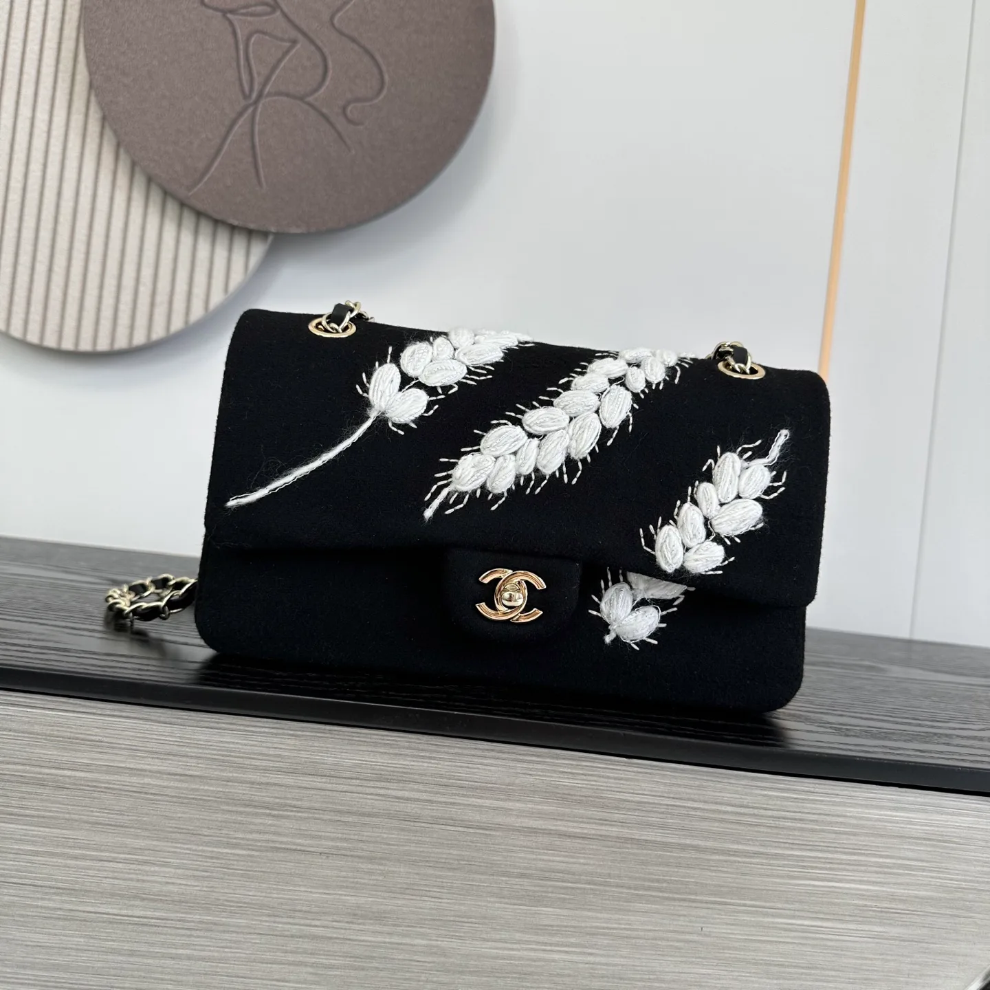 Women's Classic Handbags CHANEL 18057954