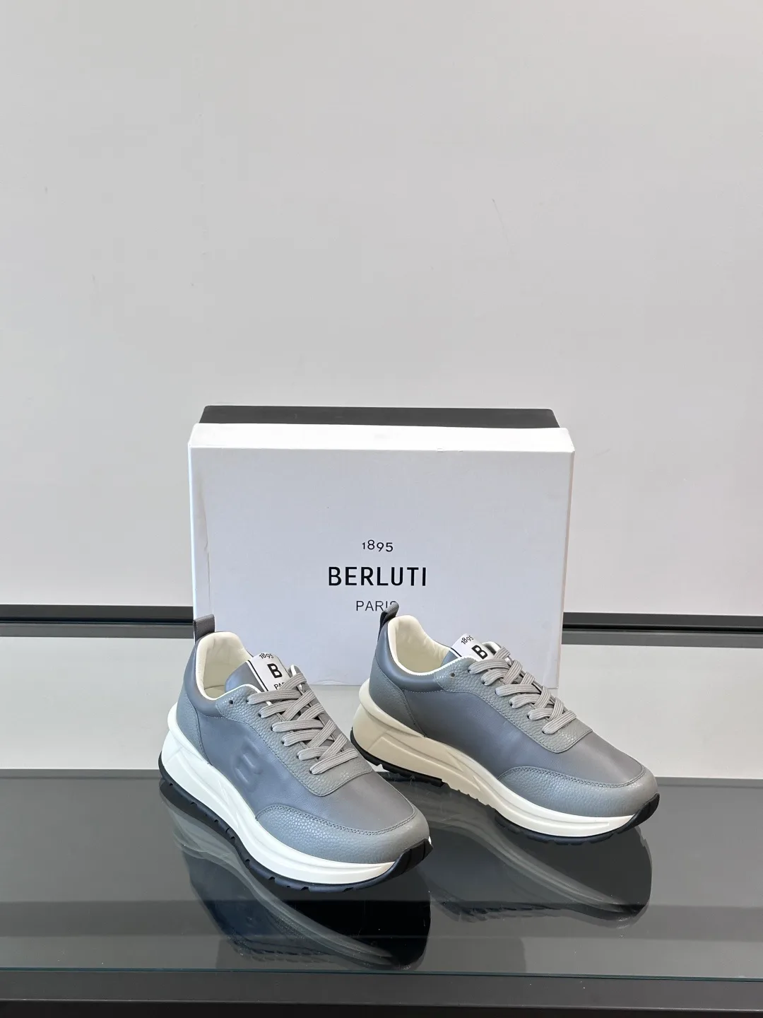 Men's Sneakers BERLUTI 18277783