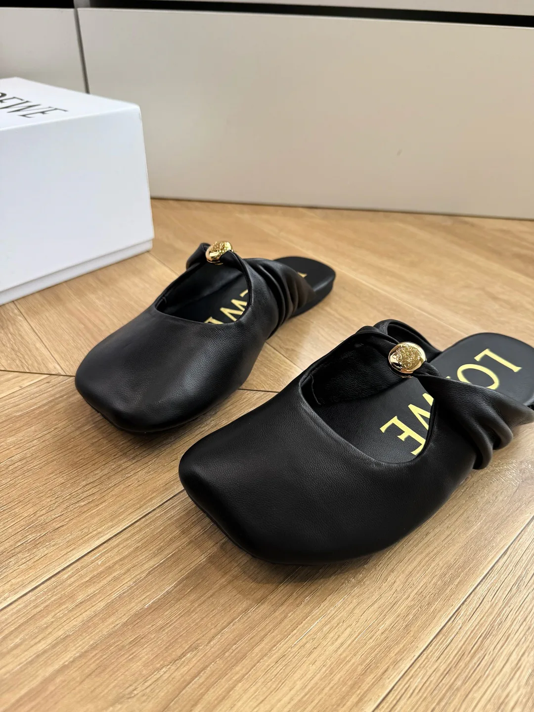 Women's Mules And Clogs LOEWE 16971837
