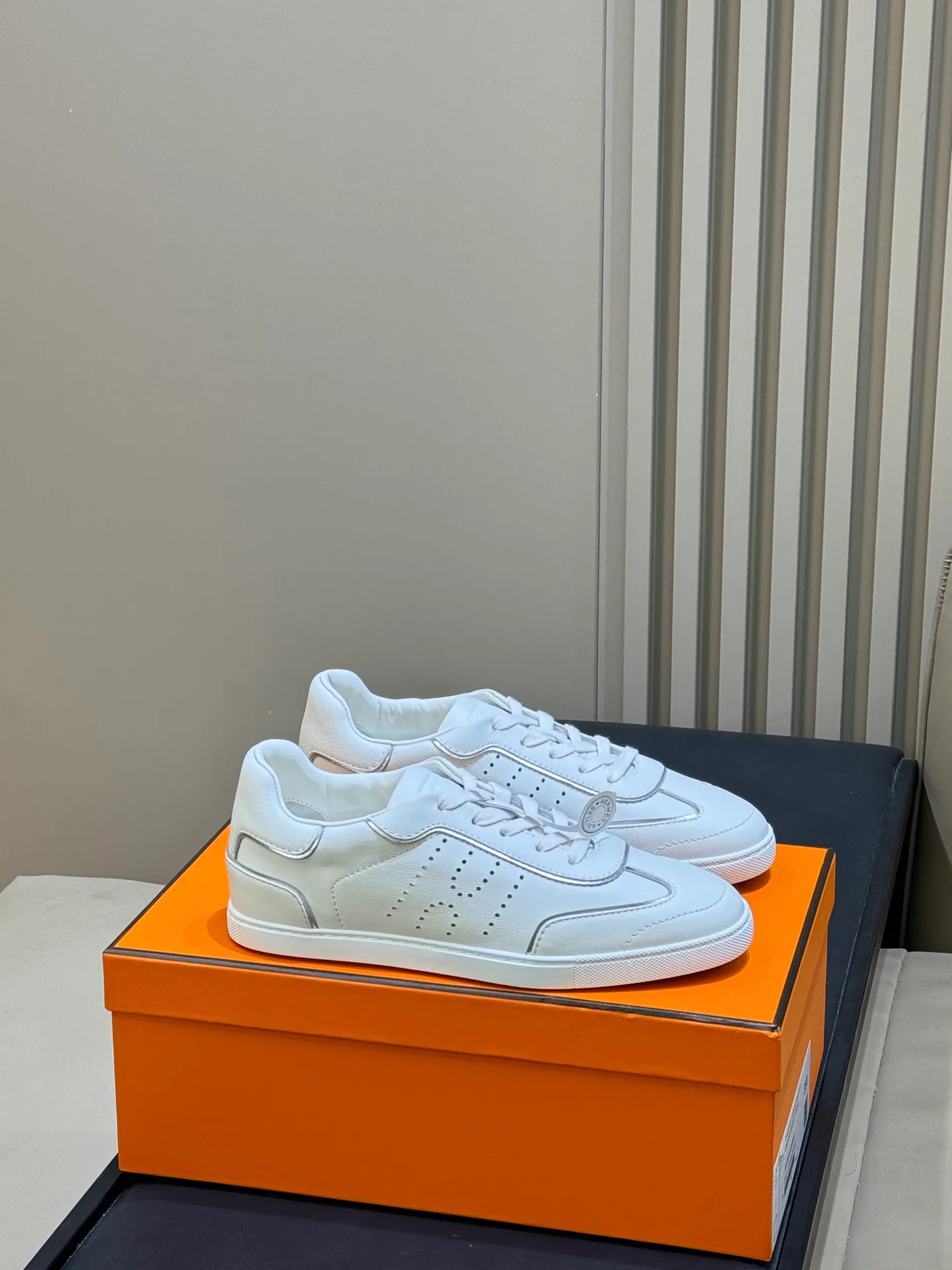 Women's Sneakers HERMES 18072922