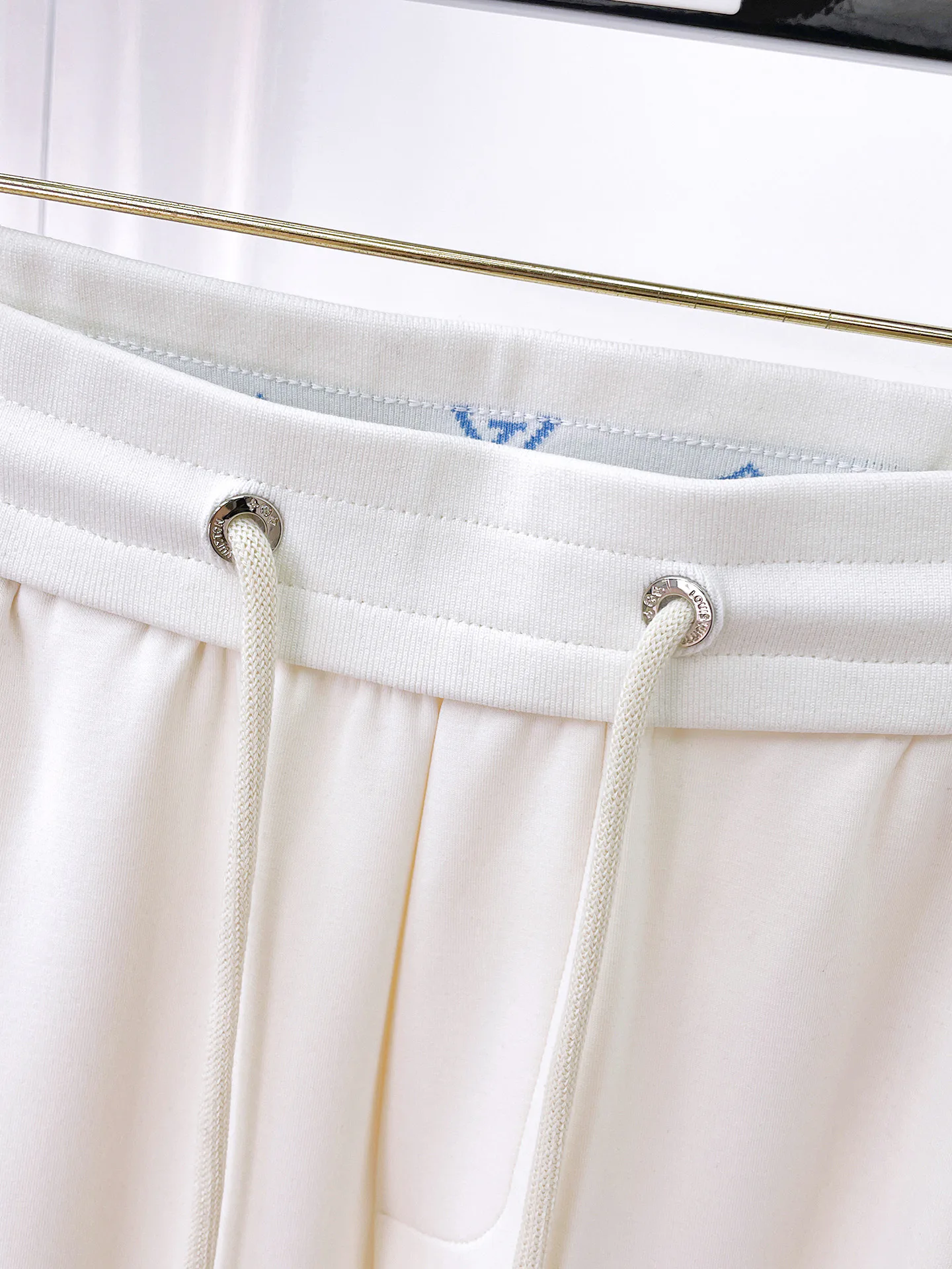 Men's Trousers LOUIS VUITTON 18399380