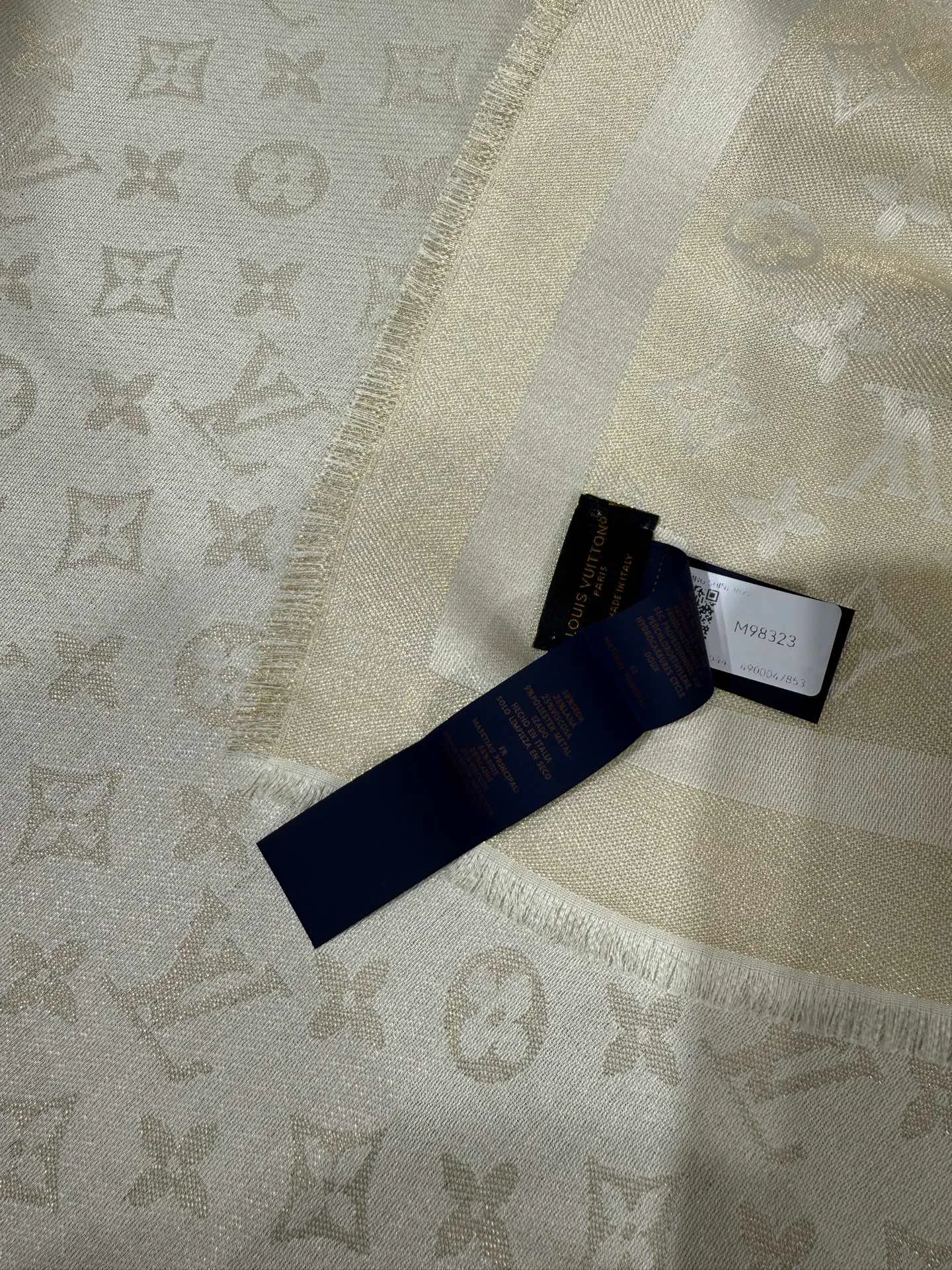 Scarves LOUIS VUITTON 17795653