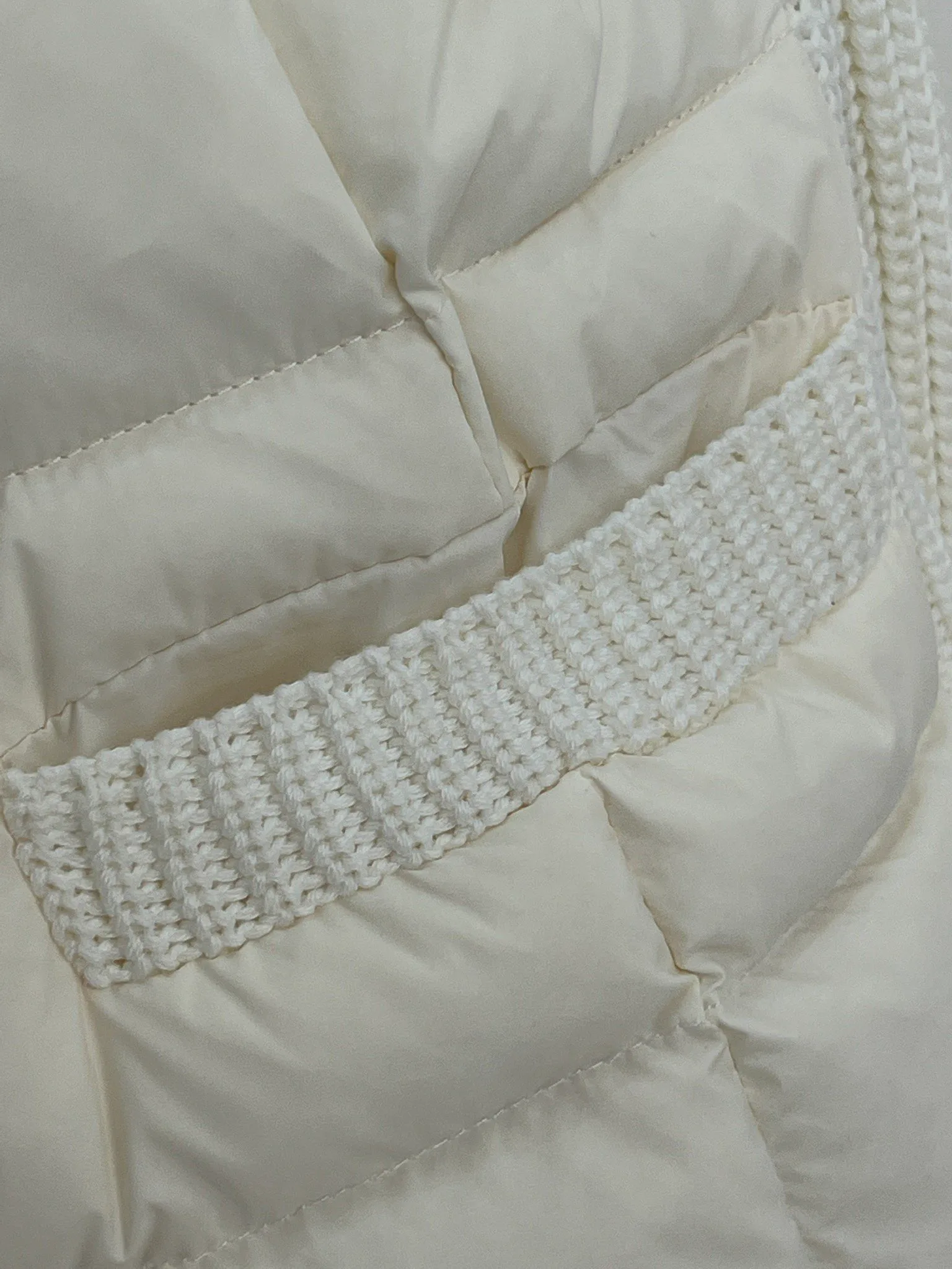 Women's Jackets And Down Jackets MONCLER 18416255