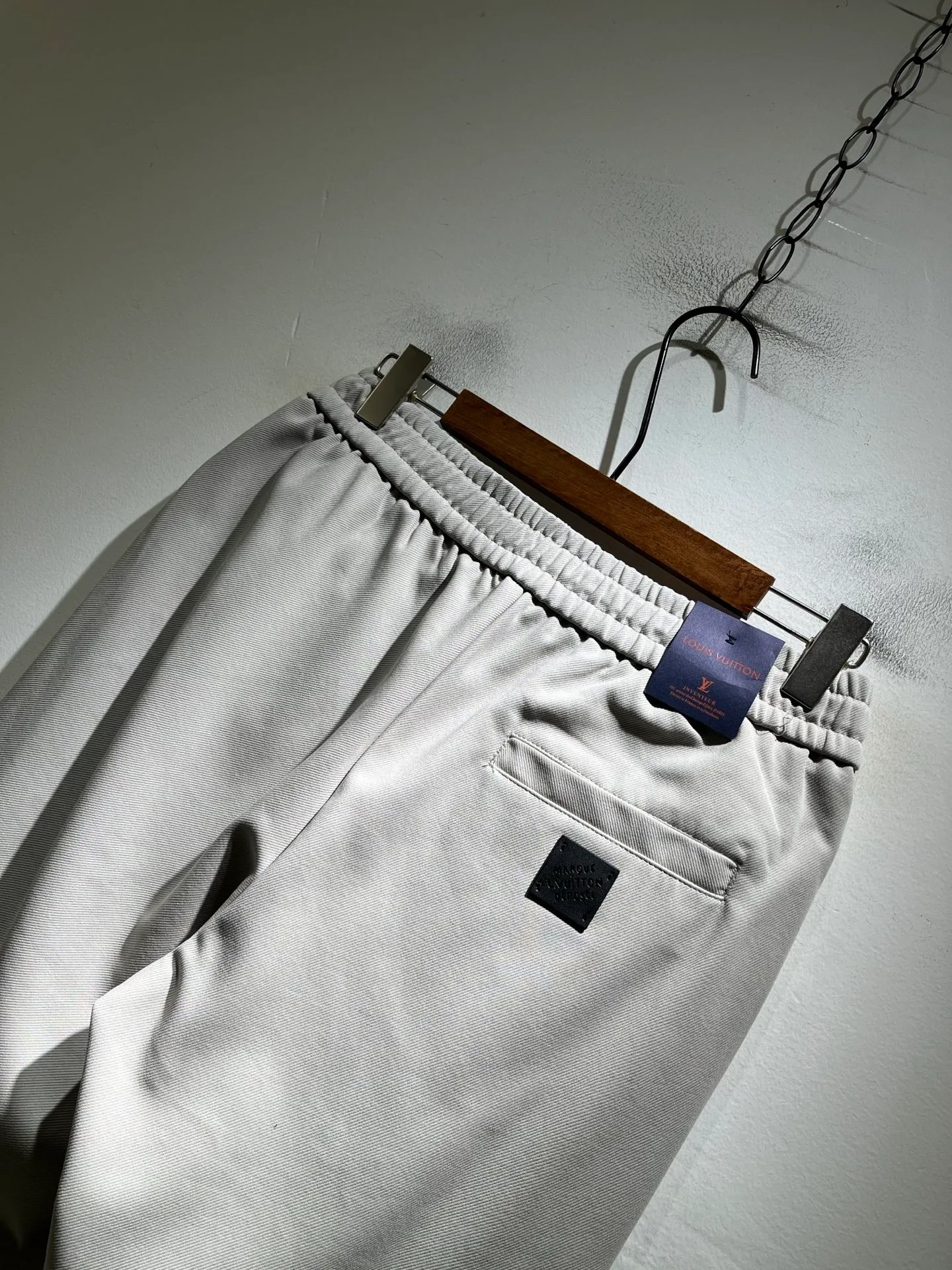 Men's Trousers LOUIS VUITTON 18343130