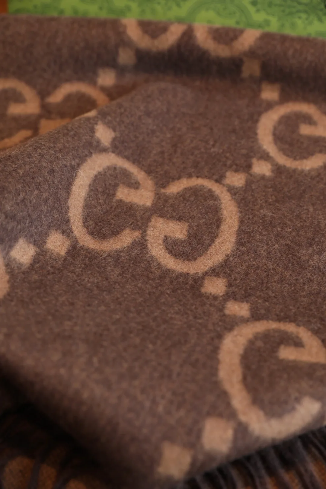 Scarves GUCCI 18265968