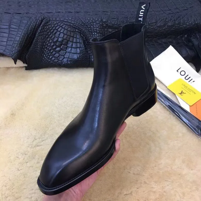 Men's Ankle Boots LOUIS VUITTON 17955338