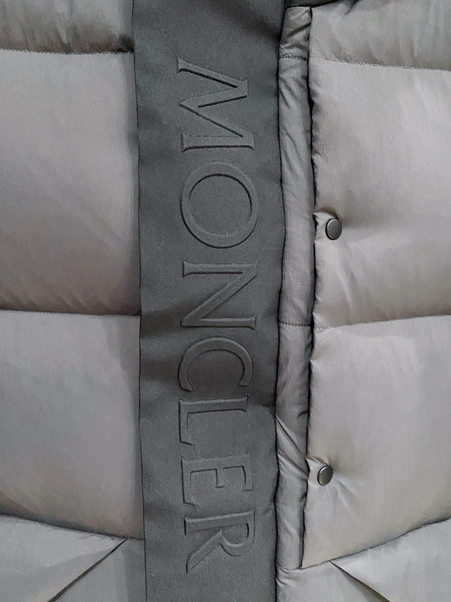 Куртки И Пуховики Мужские Moncler 18645486