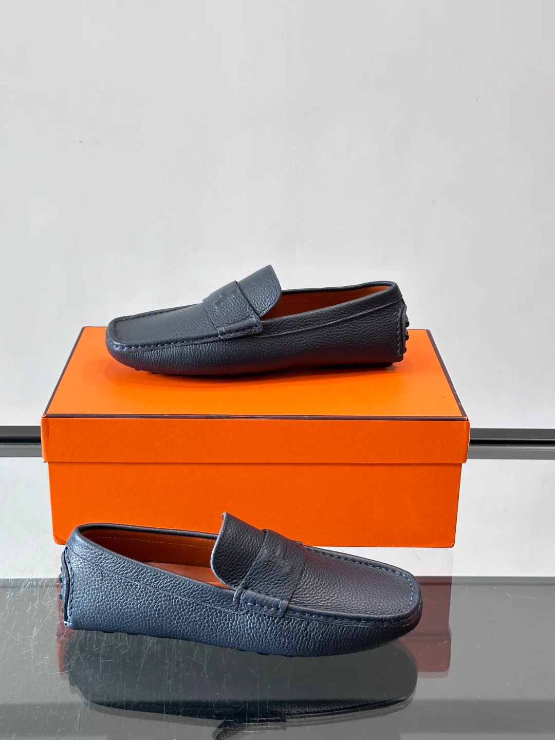 Men's Loafers And Dress Shoes HERMES 18102668
