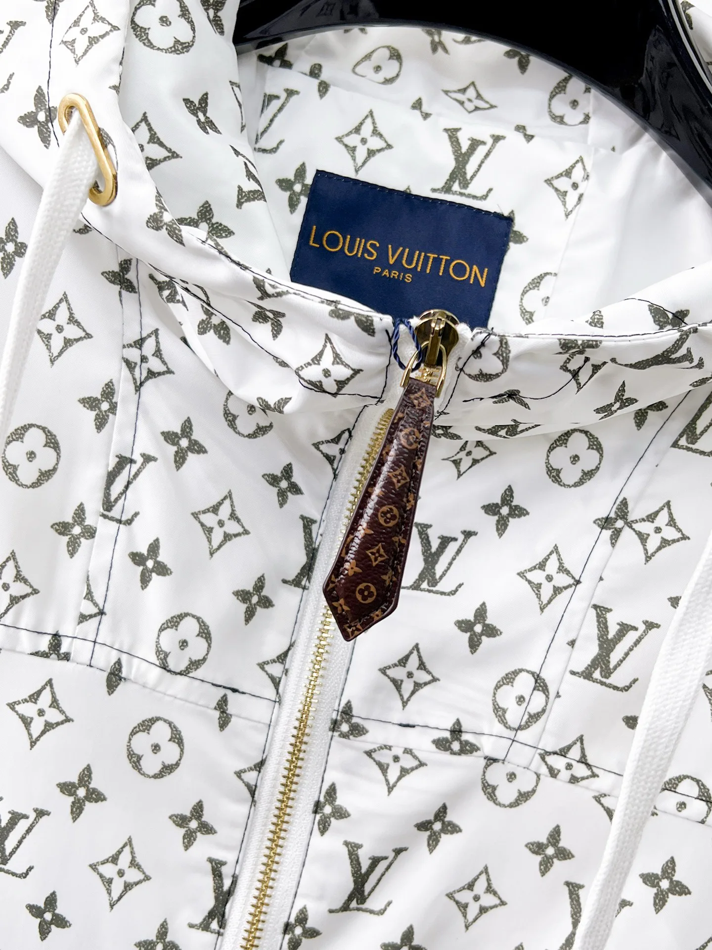 Men's Jackets And Down Jackets LOUIS VUITTON 18191460