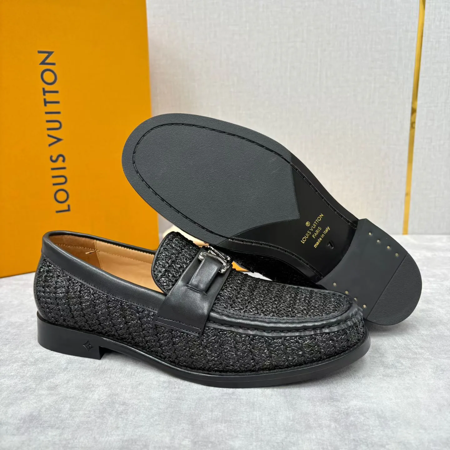 Men's Loafers And Dress Shoes LOUIS VUITTON 18193951