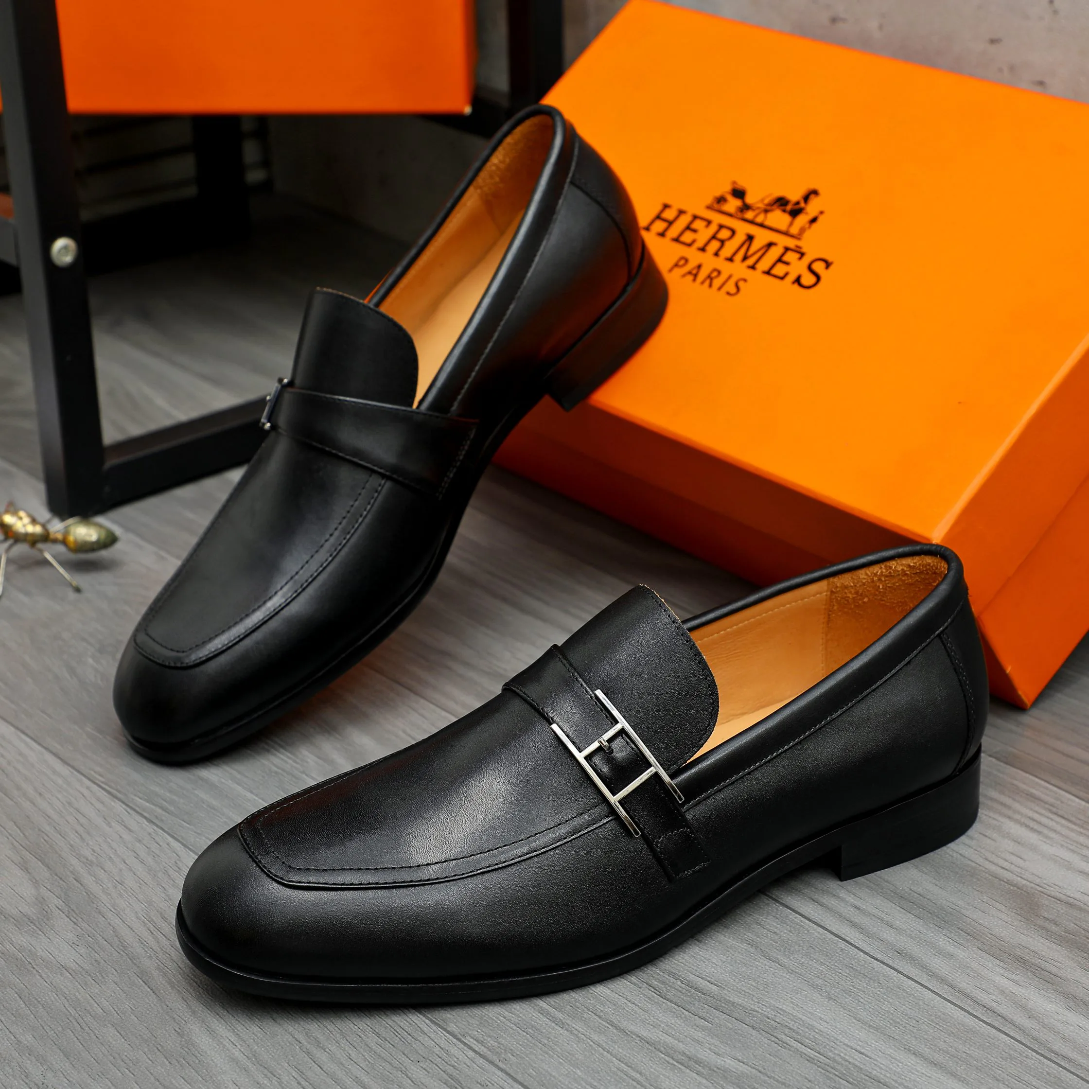 Men's Loafers And Dress Shoes HERMES 18311610