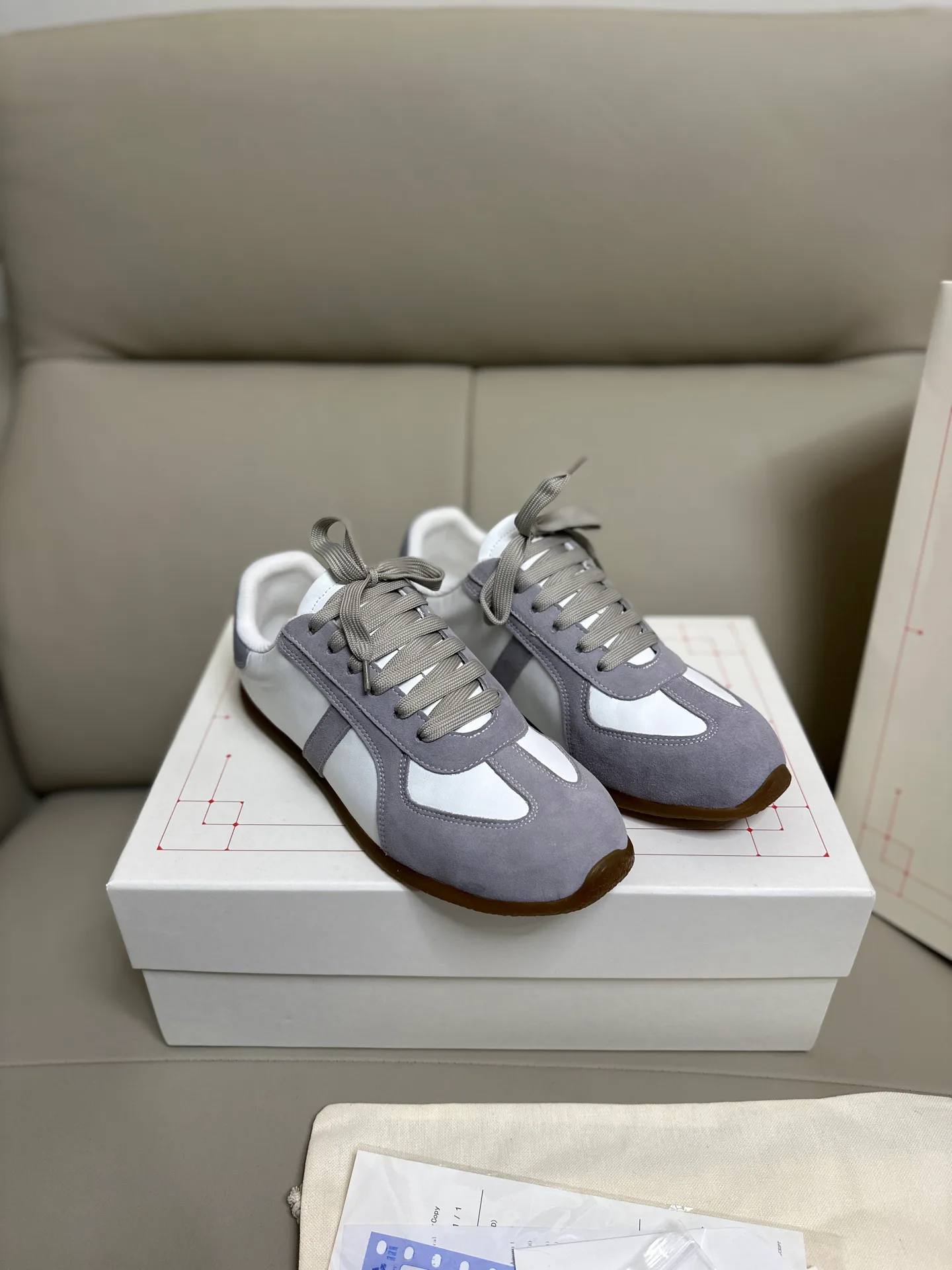Кроссовки Женские Alexander Mcqueen 18616769