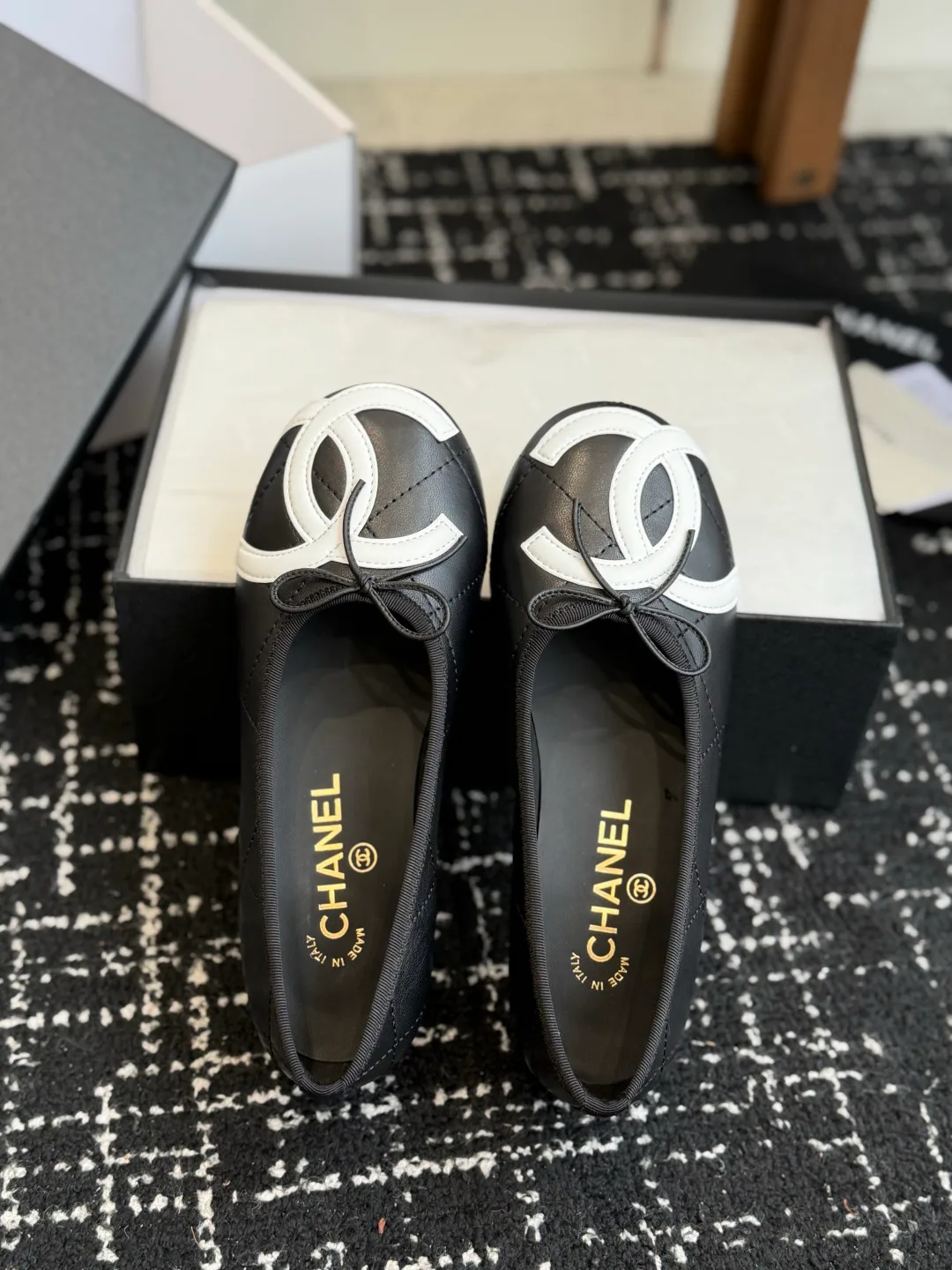 Women's Ballet Flats CHANEL 17740548
