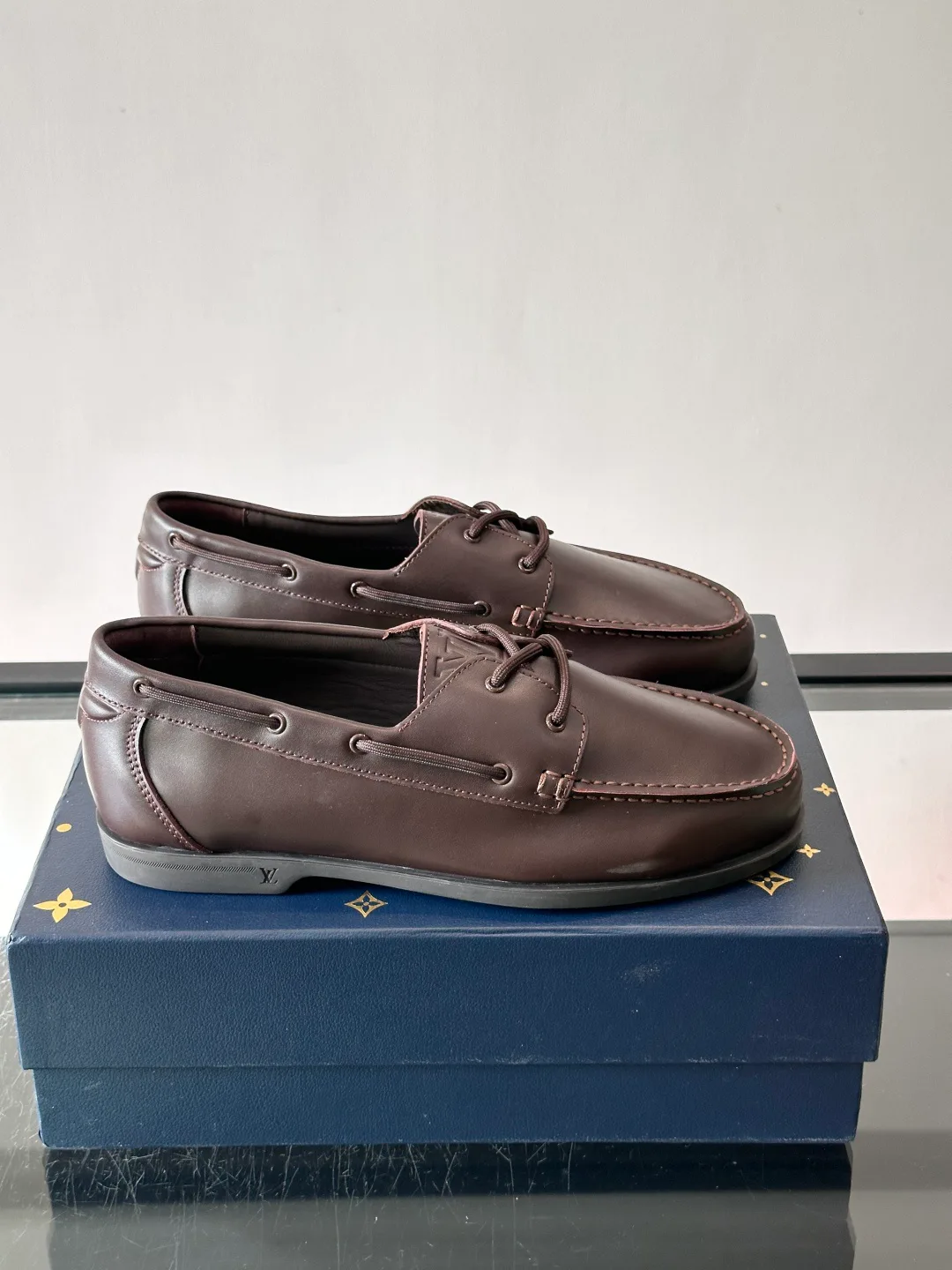Men's Loafers And Dress Shoes LOUIS VUITTON 18118553