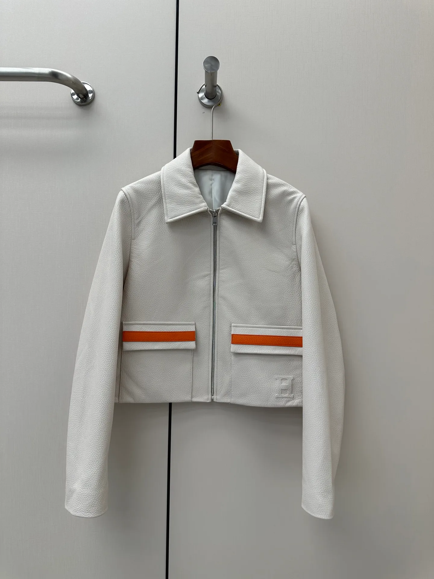 Women's Leather Jackets And Sheepskin Coats HERMES 17500819