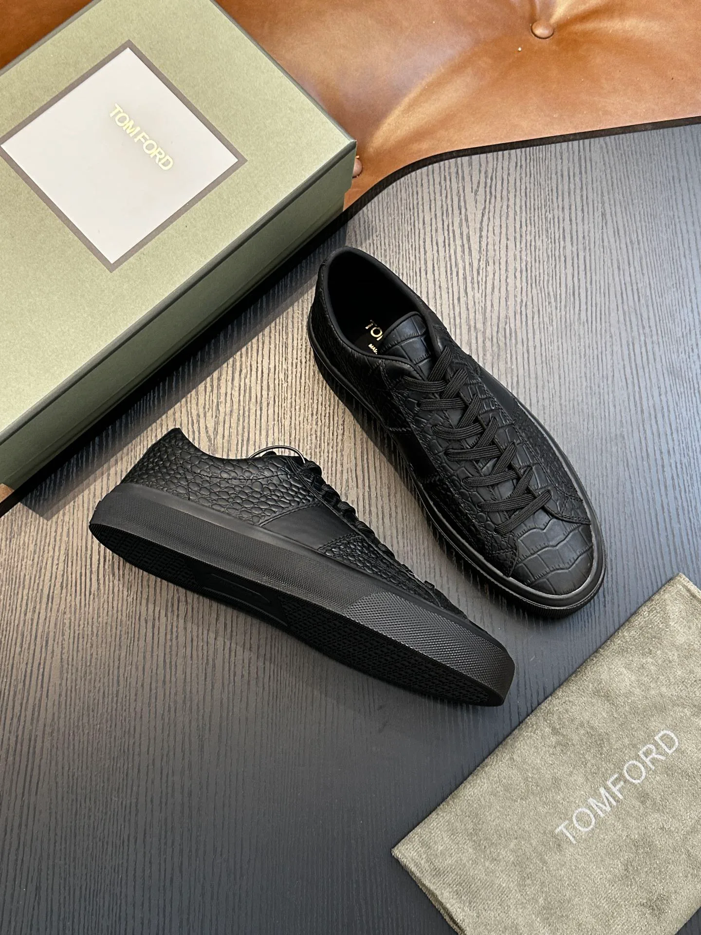 Men's Sneakers TOM FORD 18452986